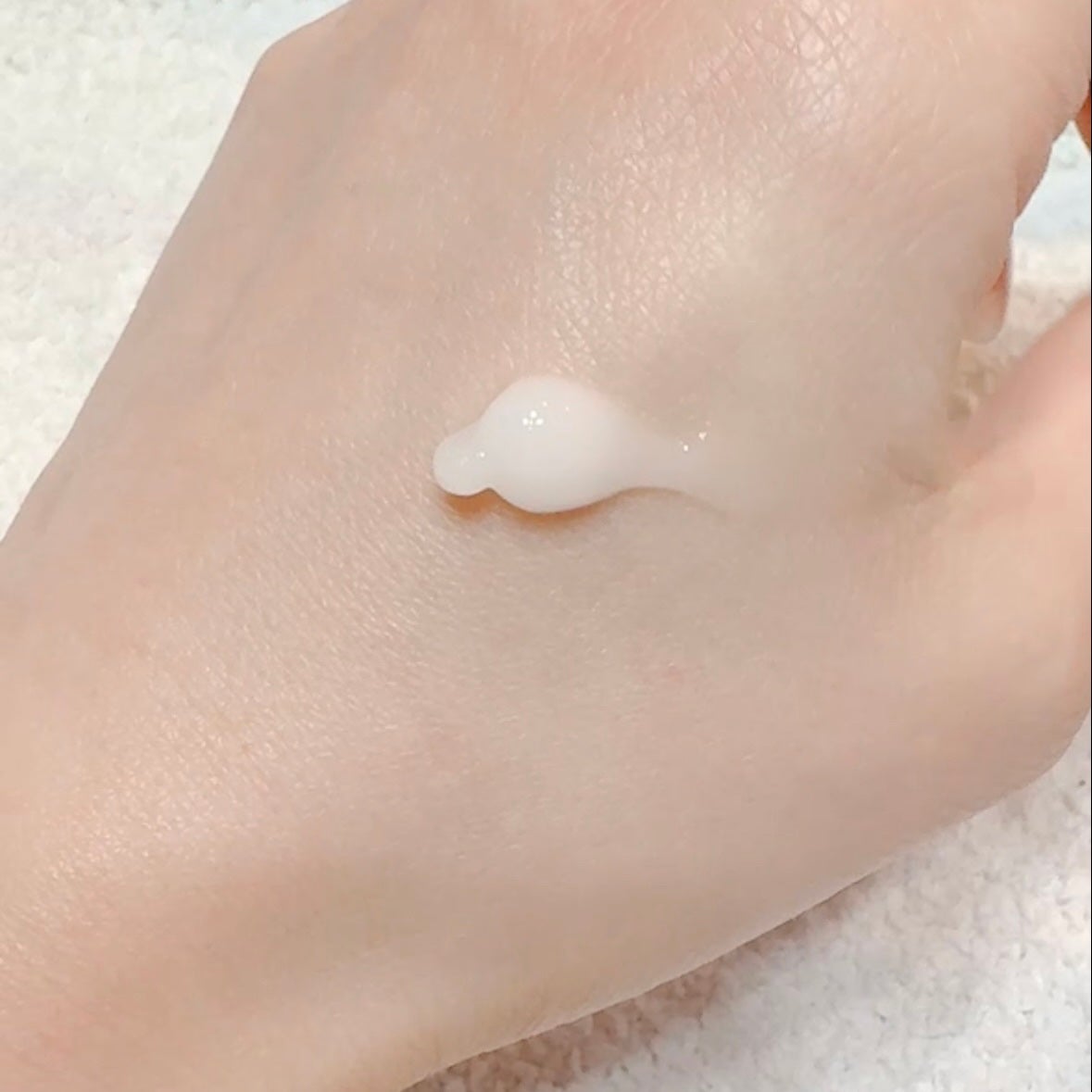 ボタニカルホールドジェル/ザ・プロダクト/ヘアジェルを使ったクチコミ(4枚目)