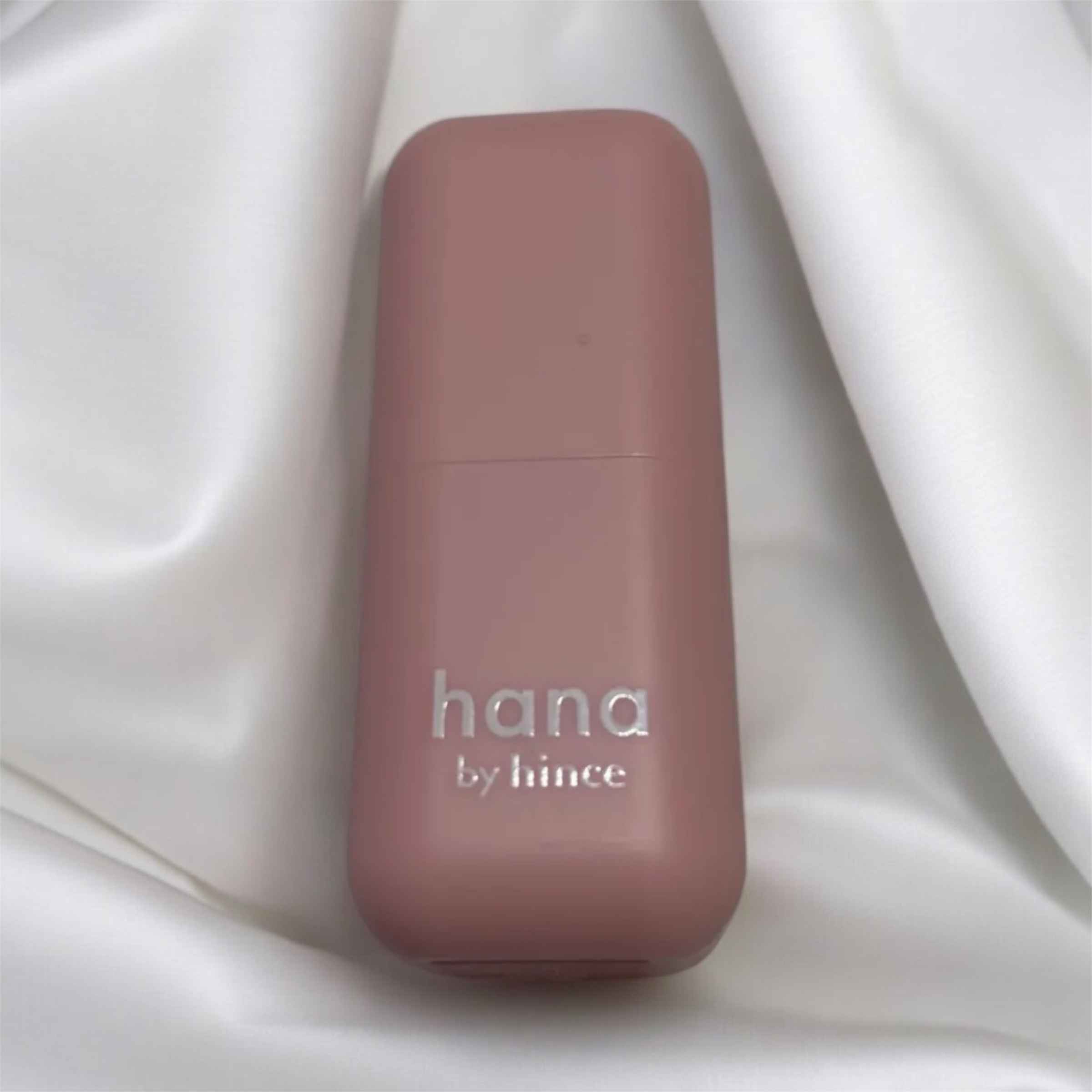 シアーグラスリップスティック 01 モモ/hana by hince/口紅を使ったクチコミ（1枚目）