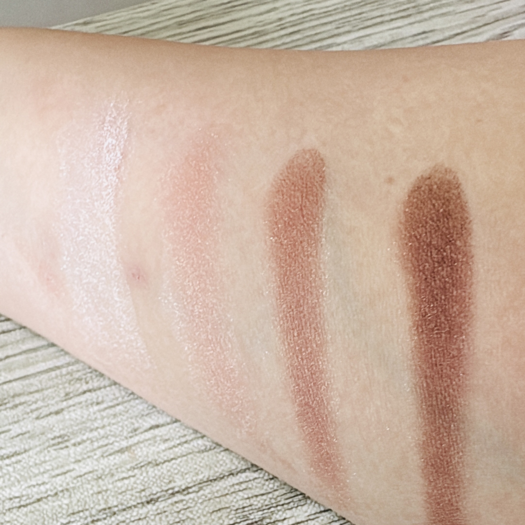 スキニーリッチシャドウ/excel/アイシャドウパレットを使ったクチコミ（3枚目）