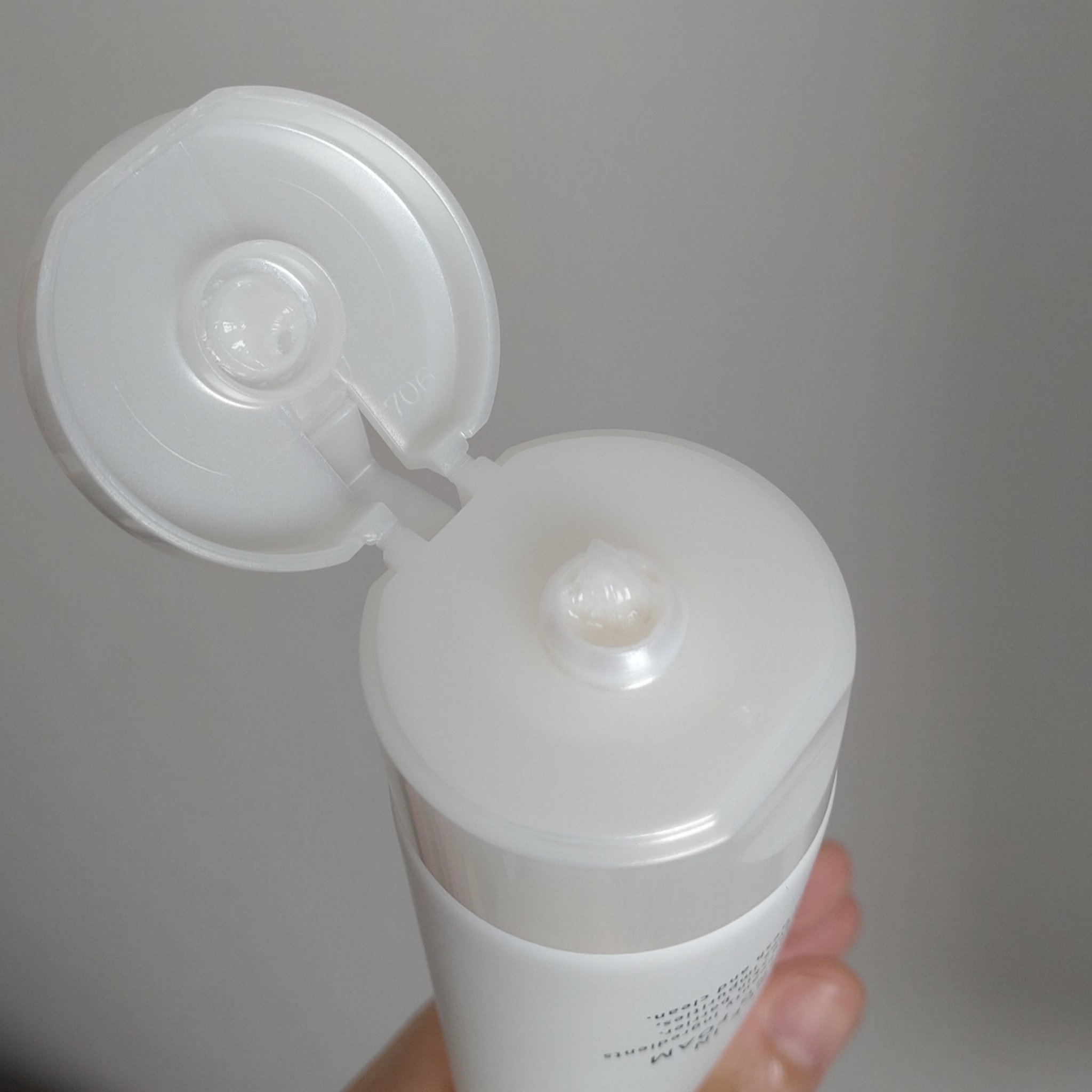 エッセンスイン クレンジングフォーム/d プログラム/洗顔フォームを使ったクチコミ（2枚目）