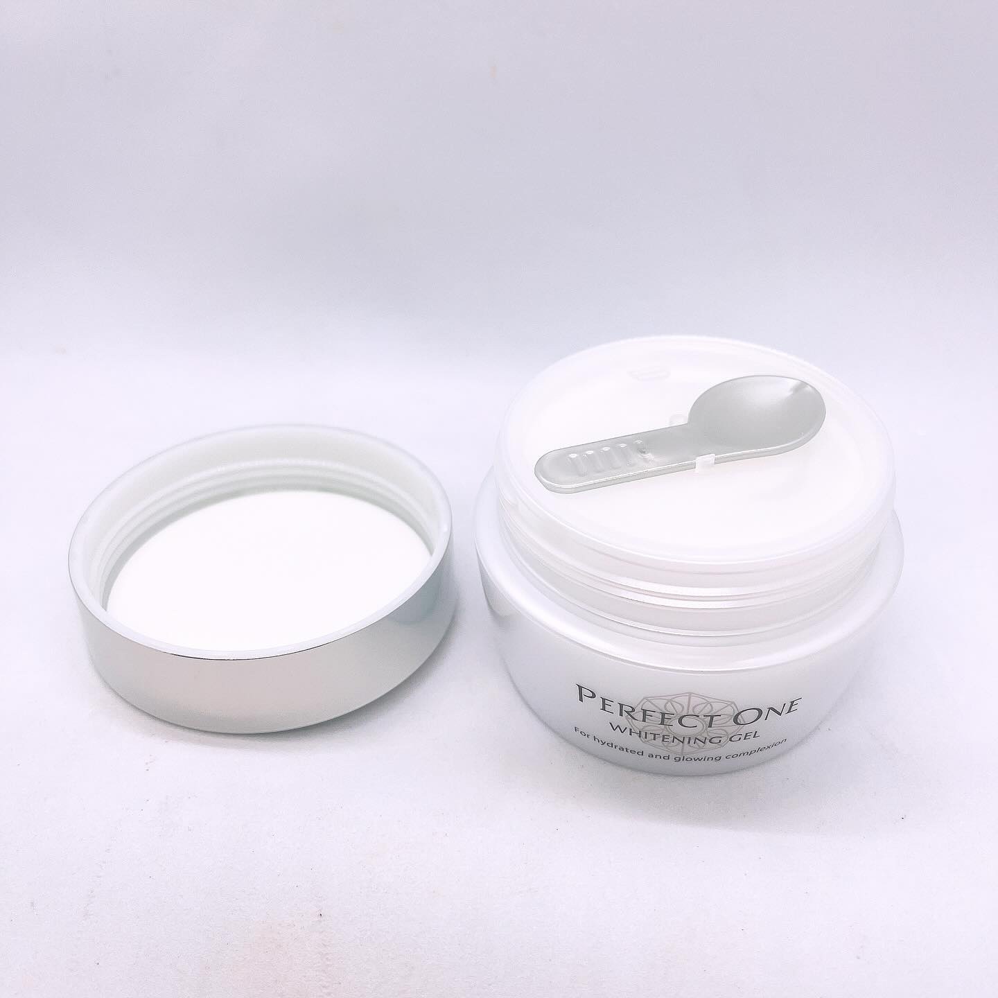 パーフェクトワン 薬用ホワイトニングジェル/パーフェクトワン/オールインワン化粧品を使ったクチコミ（2枚目）