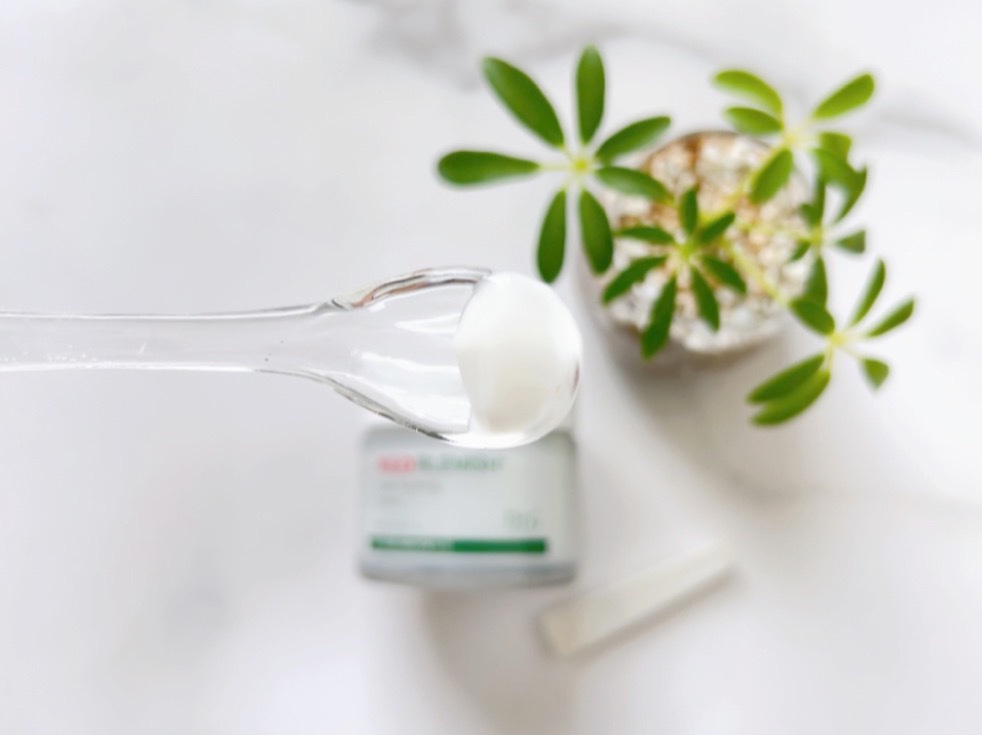 レッドブレミッシュ クリアスージングクリーム/Dr.G/フェイスクリームを使ったクチコミ（2枚目）