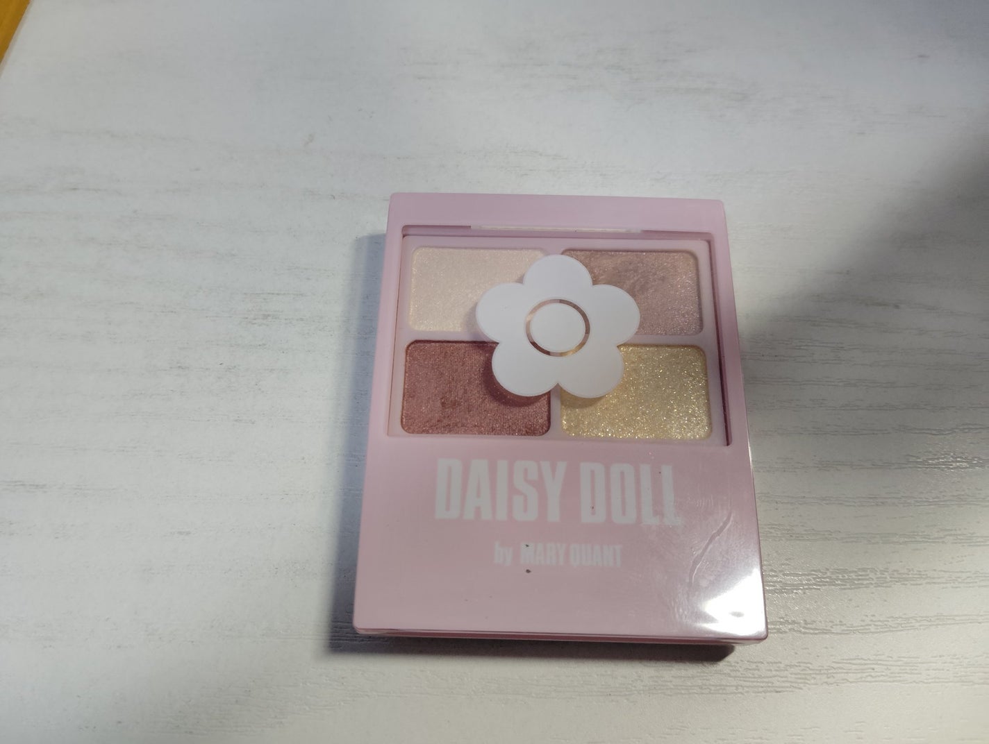 デイジードール アイカラー パレット/DAISY DOLL by MARY QUANT/アイシャドウパレットを使ったクチコミ(1枚目)