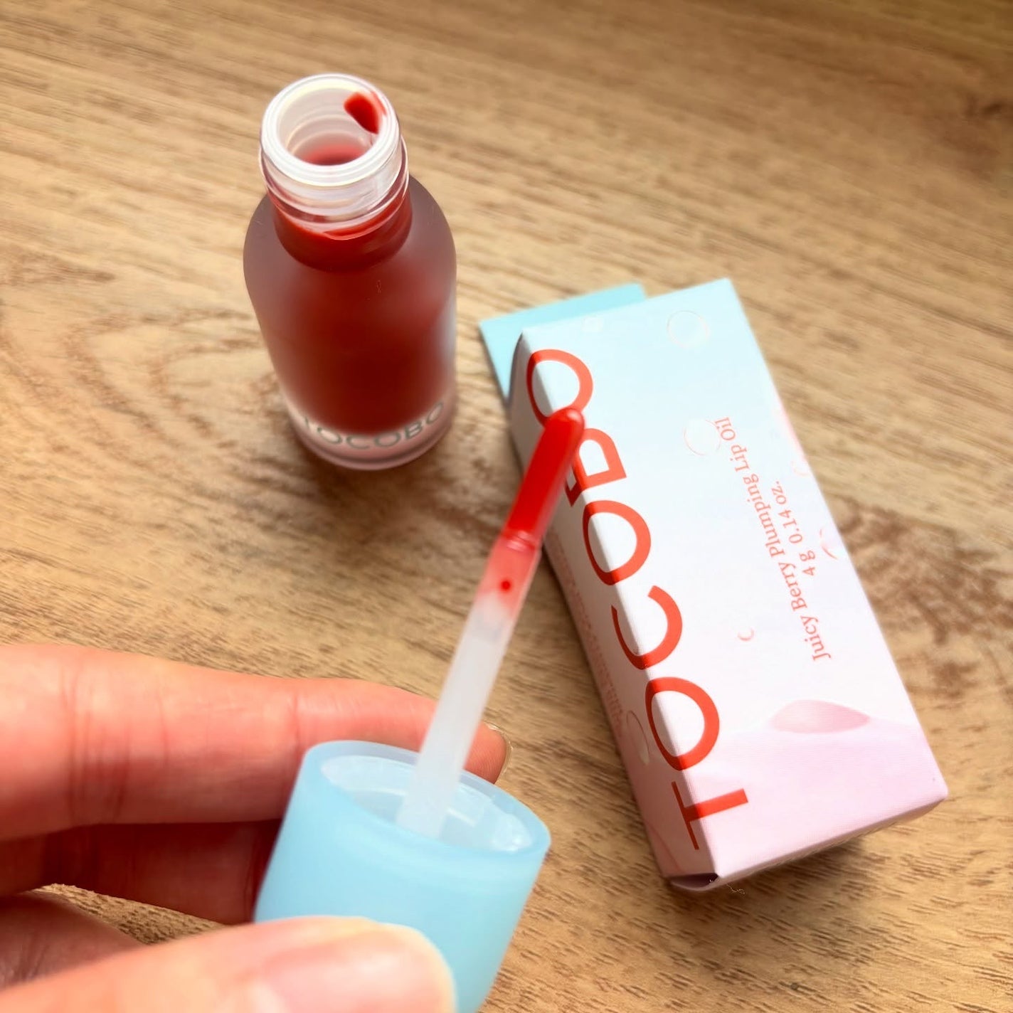 ジューシーベリープランピングリップオイル/TOCOBO/リップグロスを使ったクチコミ(2枚目)