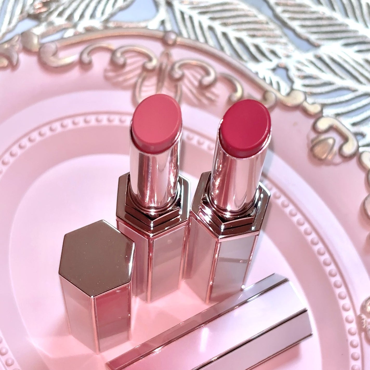 リップアルアグロウシャイン/DEAR DAHLIA/口紅を使ったクチコミ(2枚目)