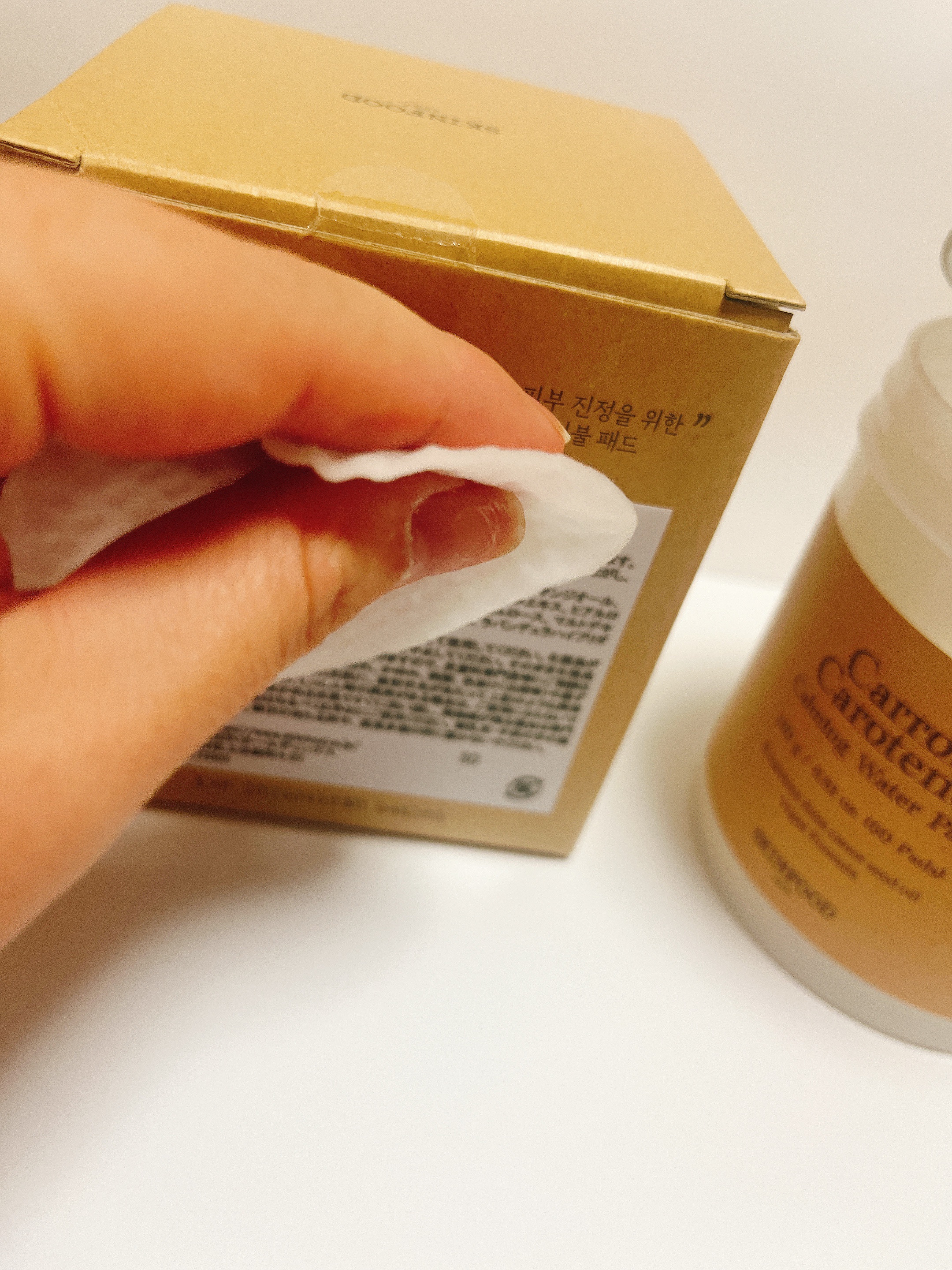 キャロットカロテン カーミングウォーターパッド/SKINFOOD/トナーパッドを使ったクチコミ（3枚目）