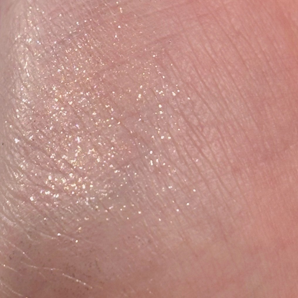 アディクション ザ アイシャドウ スパークル/ADDICTION/単色アイシャドウを使ったクチコミ（2枚目）