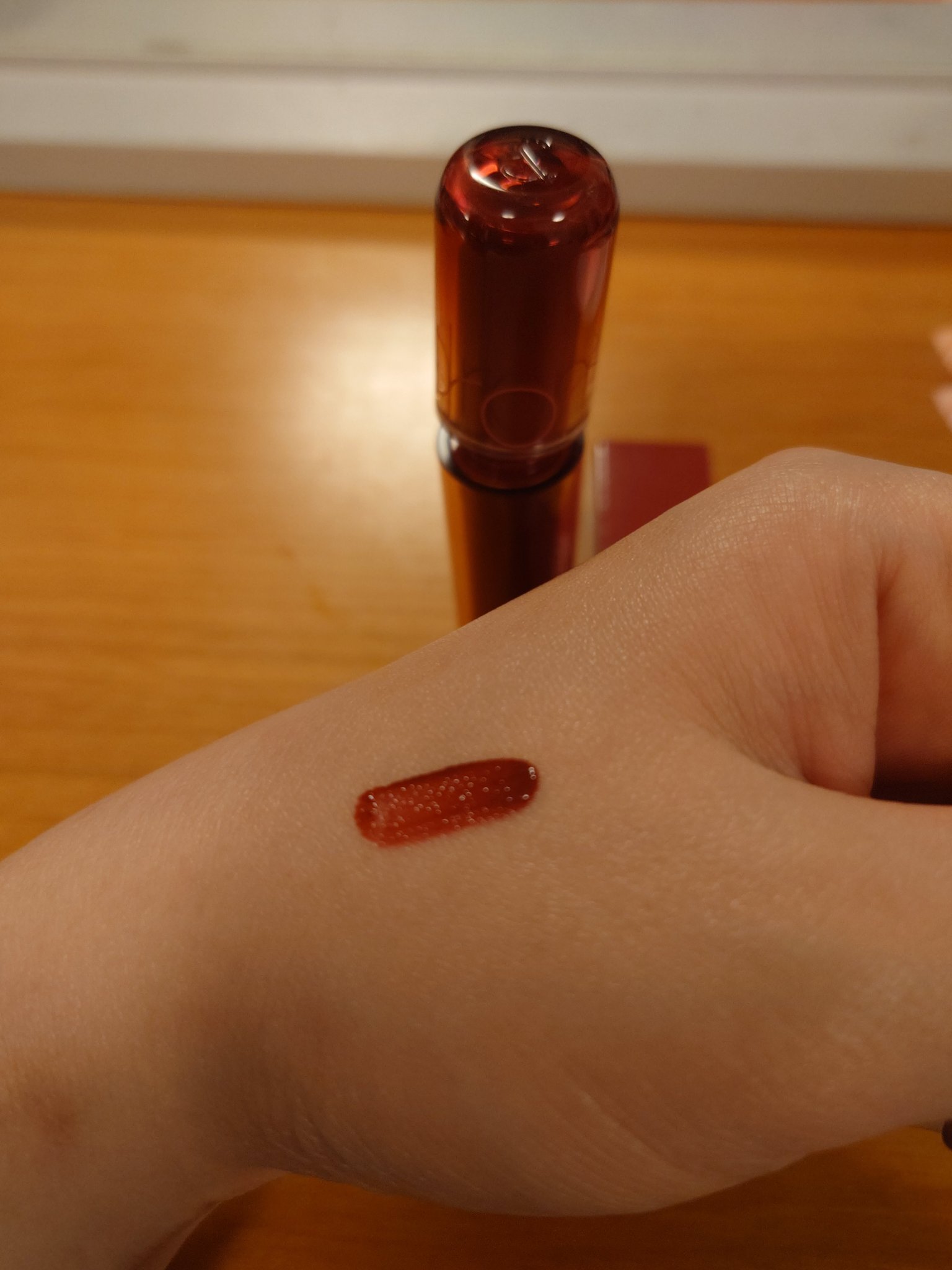 ザ ジューシーラスティングティント/rom&nd/リップティントを使ったクチコミ（3枚目）