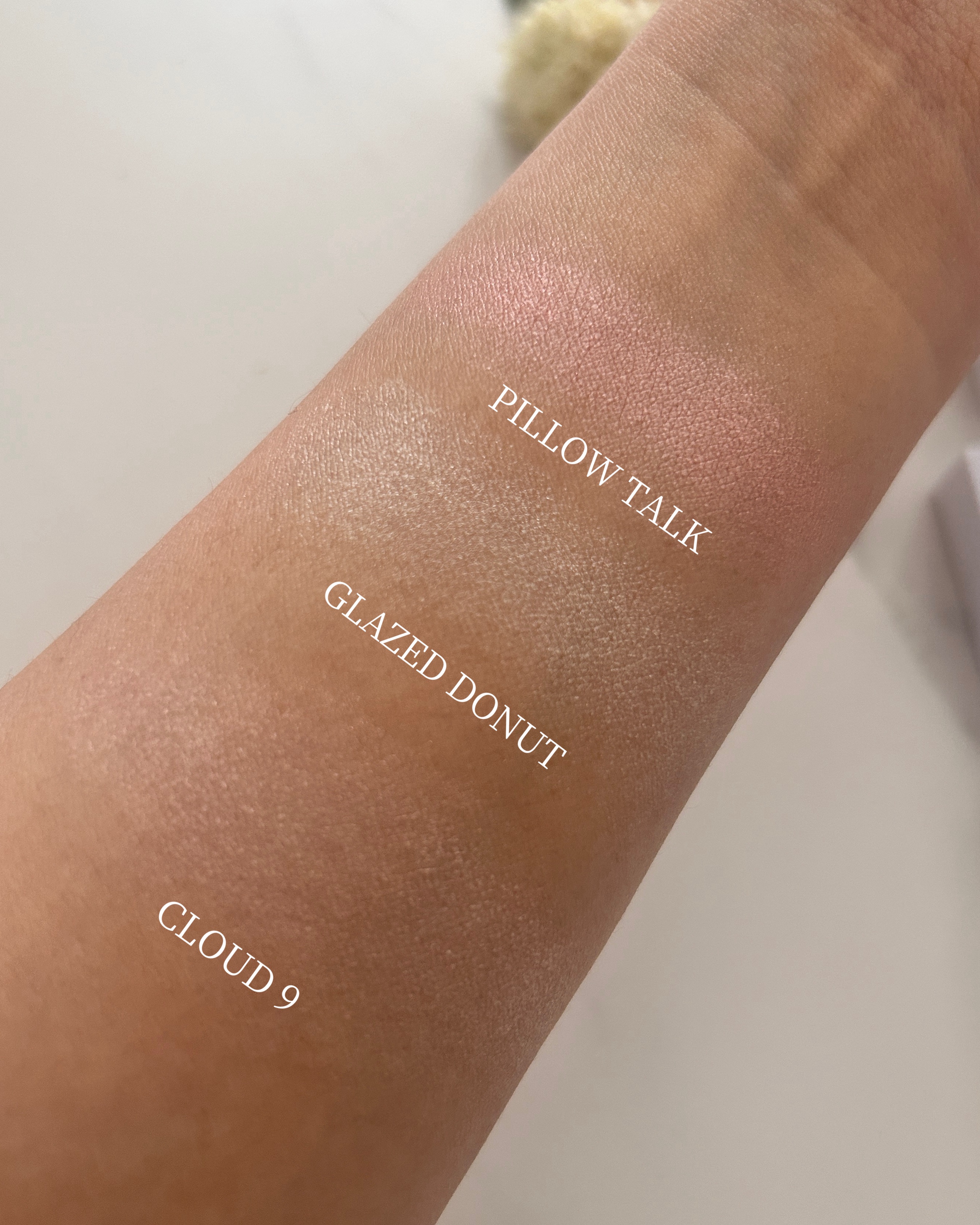 OFRA mini Highlighter/Ofra Cosmetics/パウダーハイライトを使ったクチコミ（3枚目）