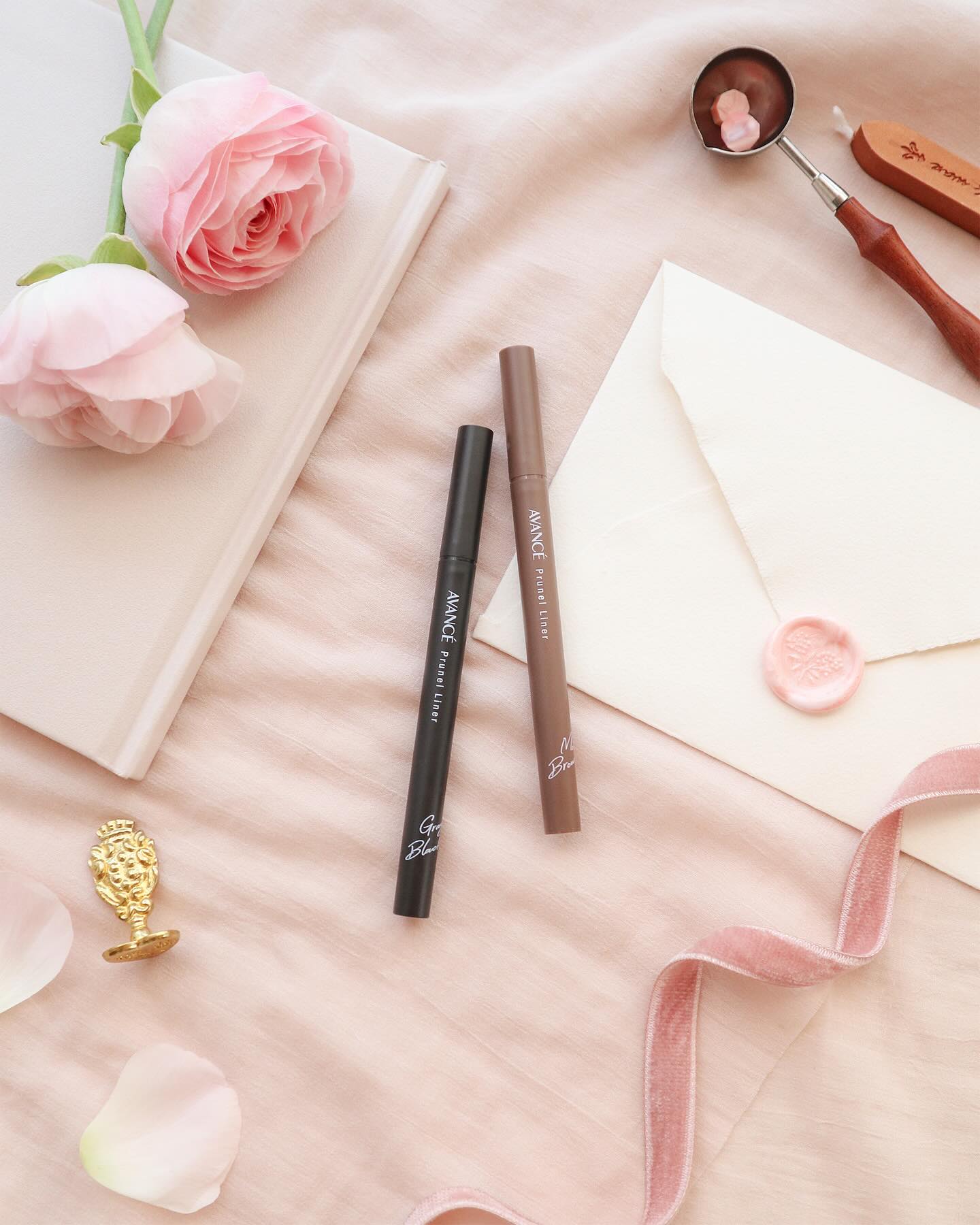 アヴァンセ プリュネルライナー/アヴァンセ/リキッドアイライナーを使ったクチコミ（1枚目）