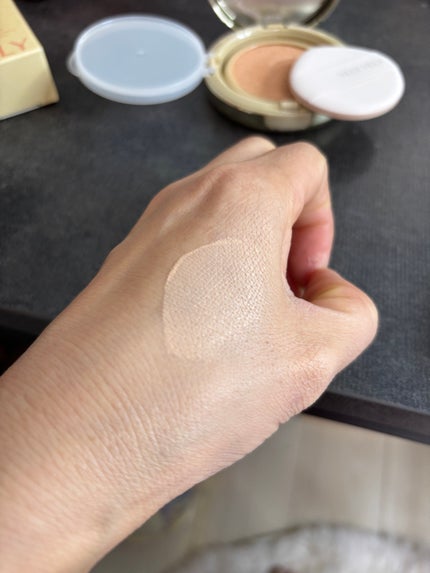 はちみつツヤ肌クッションファンデ/VELY VELY/クッションファンデーションを使ったクチコミ(4枚目)