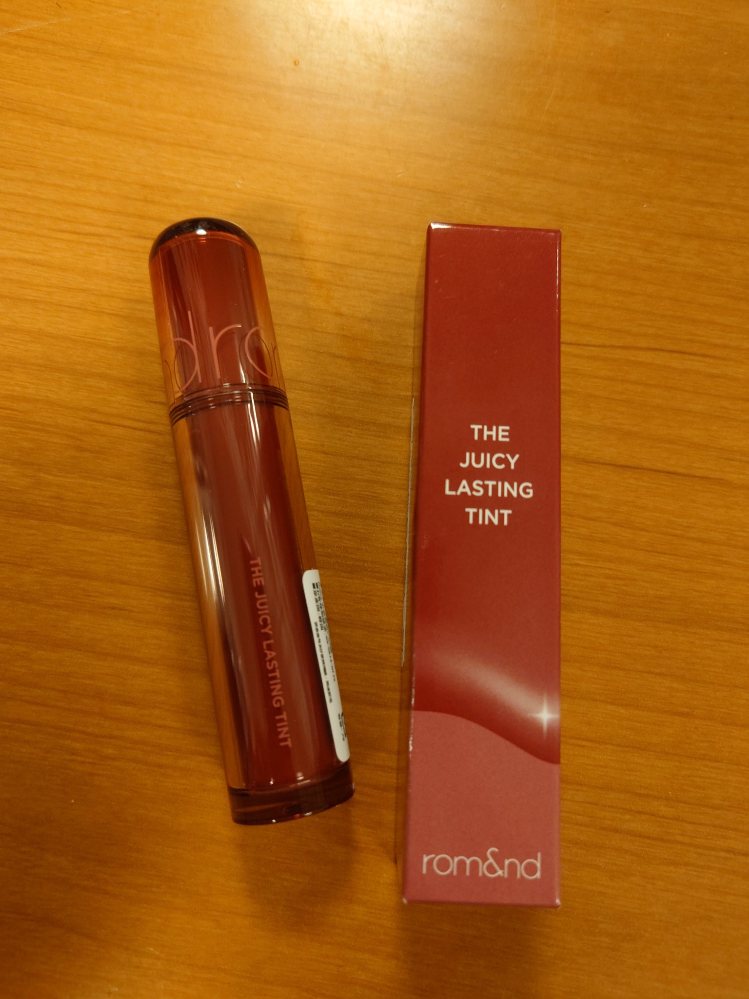 ザ ジューシーラスティングティント/rom&nd/リップティントを使ったクチコミ（1枚目）