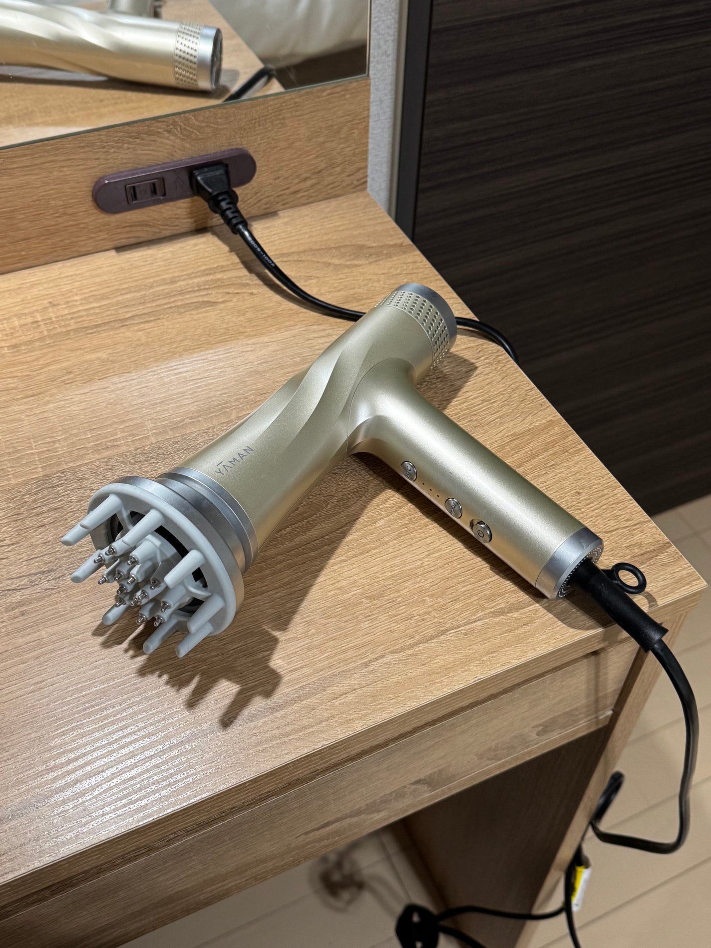 リフトドライヤー/YA-MAN TOKYO JAPAN/ドライヤーを使ったクチコミ(3枚目)