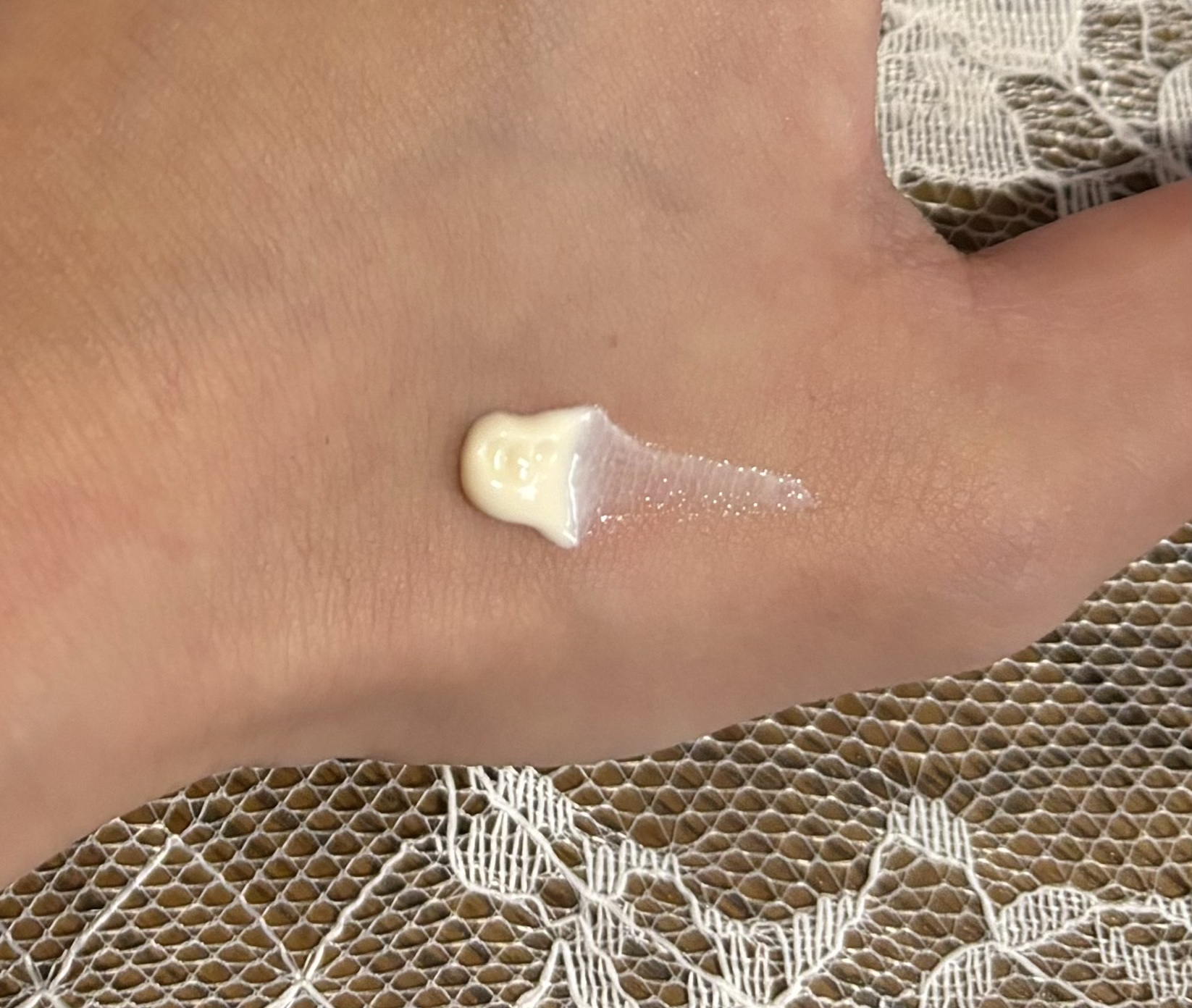 FAS ザ ブラック デイ クリーム/FAS/フェイスクリームを使ったクチコミ（2枚目）