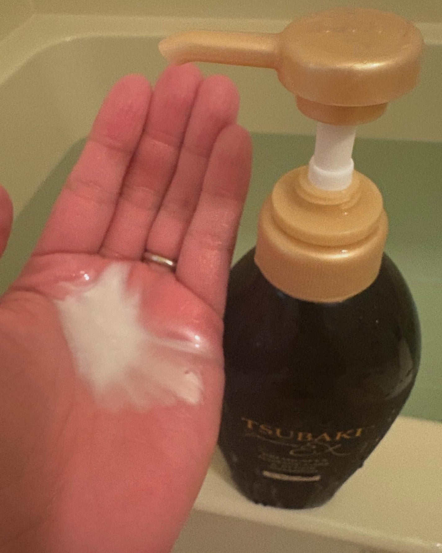 TSUBAKI プレミアムEX ダメージケア&リペア シャンプー/コンディショナートリートメント/TSUBAKI/シャンプー・コンディショナーを使ったクチコミ(2枚目)