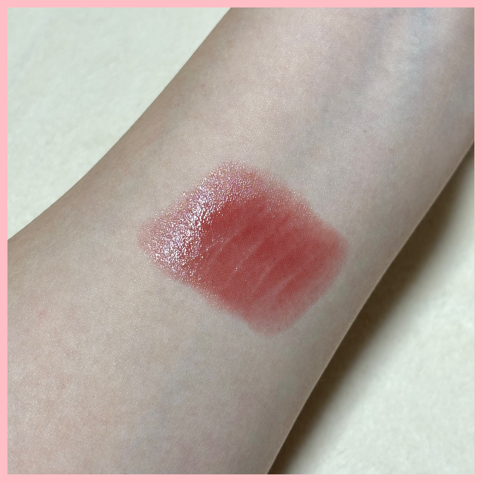 ボンディンググロウリップスティック/Laka/口紅を使ったクチコミ（2枚目）