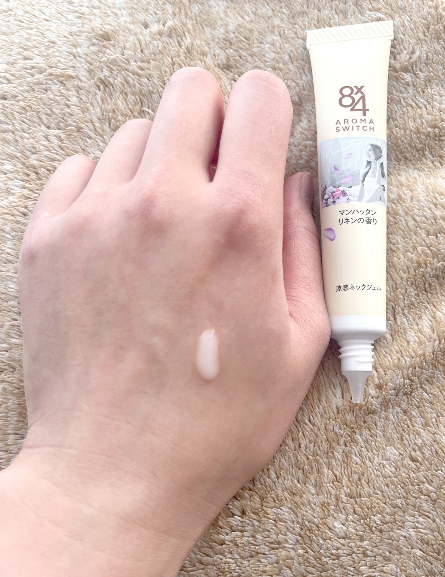 8x4 アロマスイッチ 涼感ネックジェル マンハッタンリネンの香り/8x4/デオドラント・制汗剤を使ったクチコミ(3枚目)
