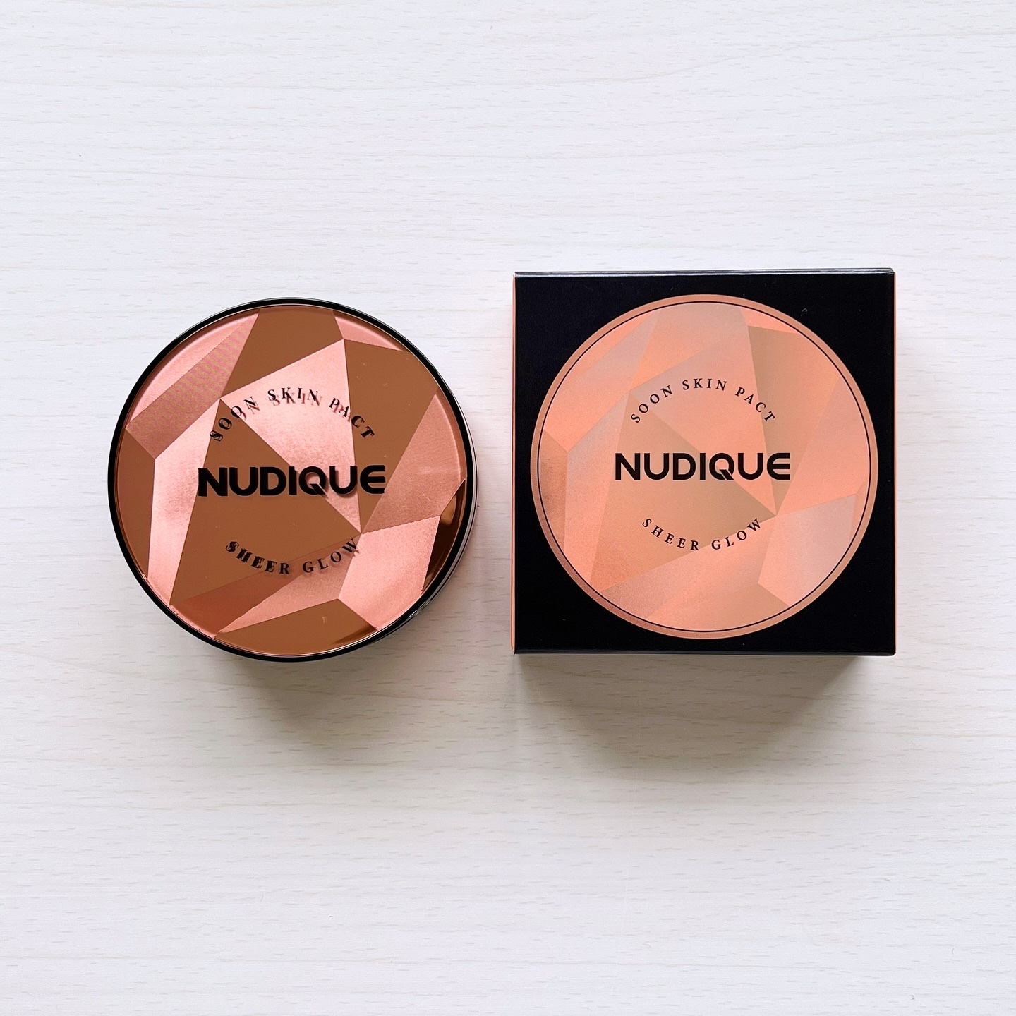 グロウクッションファンデーション/NUDIQUE/クッションファンデーションを使ったクチコミ（1枚目）