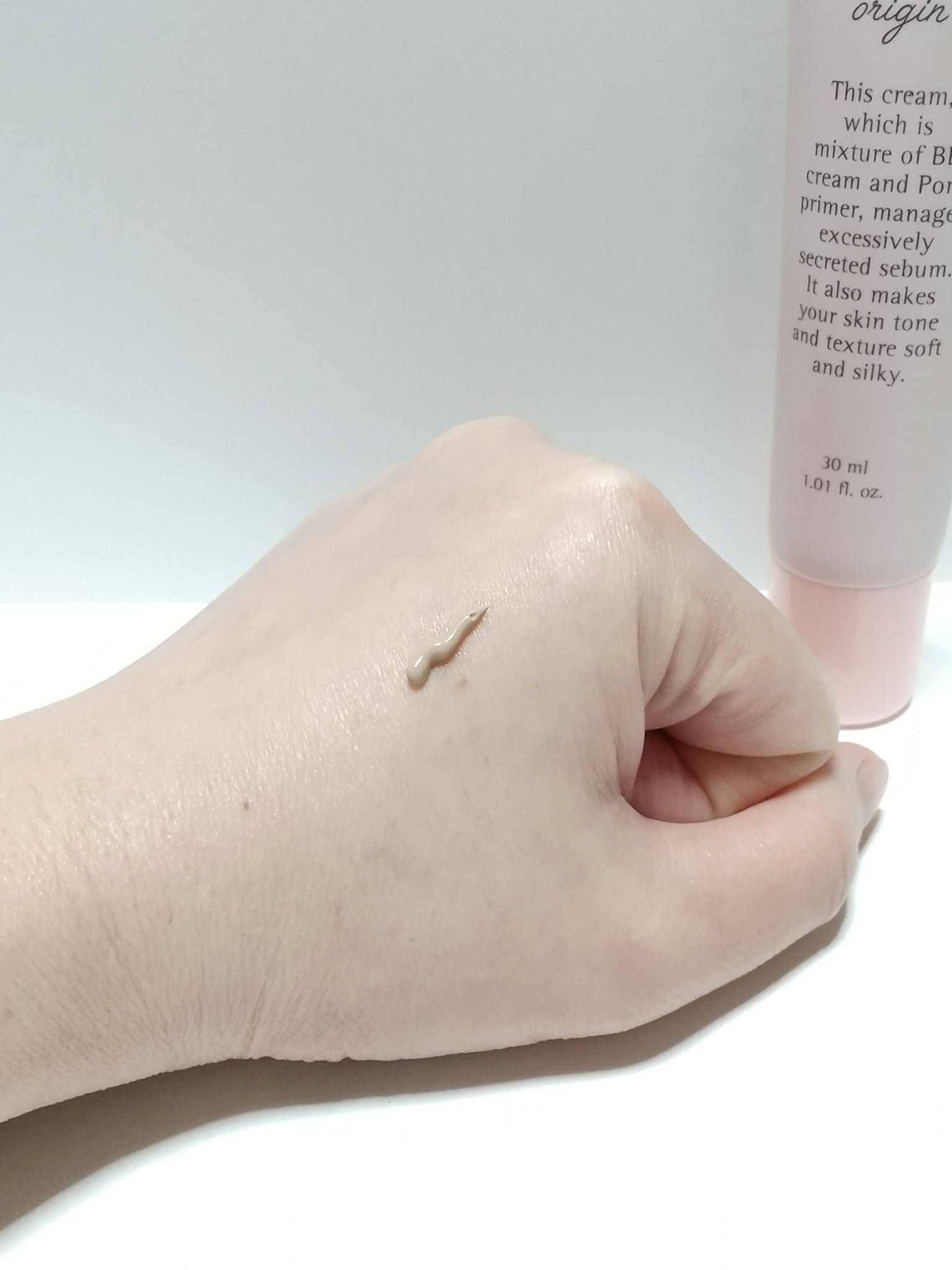 ライトベルベットBPクリーム/MIGUHARA/化粧下地を使ったクチコミ（2枚目）