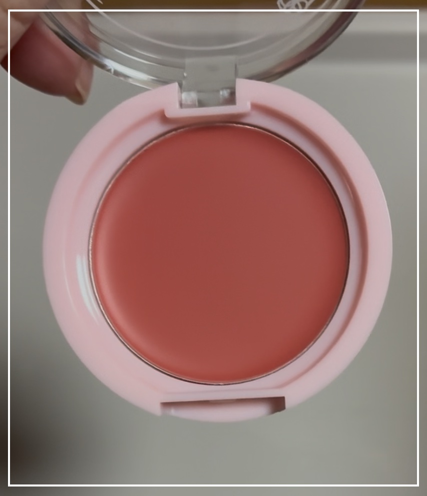 &amp;. Wチャーム クリームチーク/DAISO/ジェル・クリームチークを使ったクチコミ（2枚目）