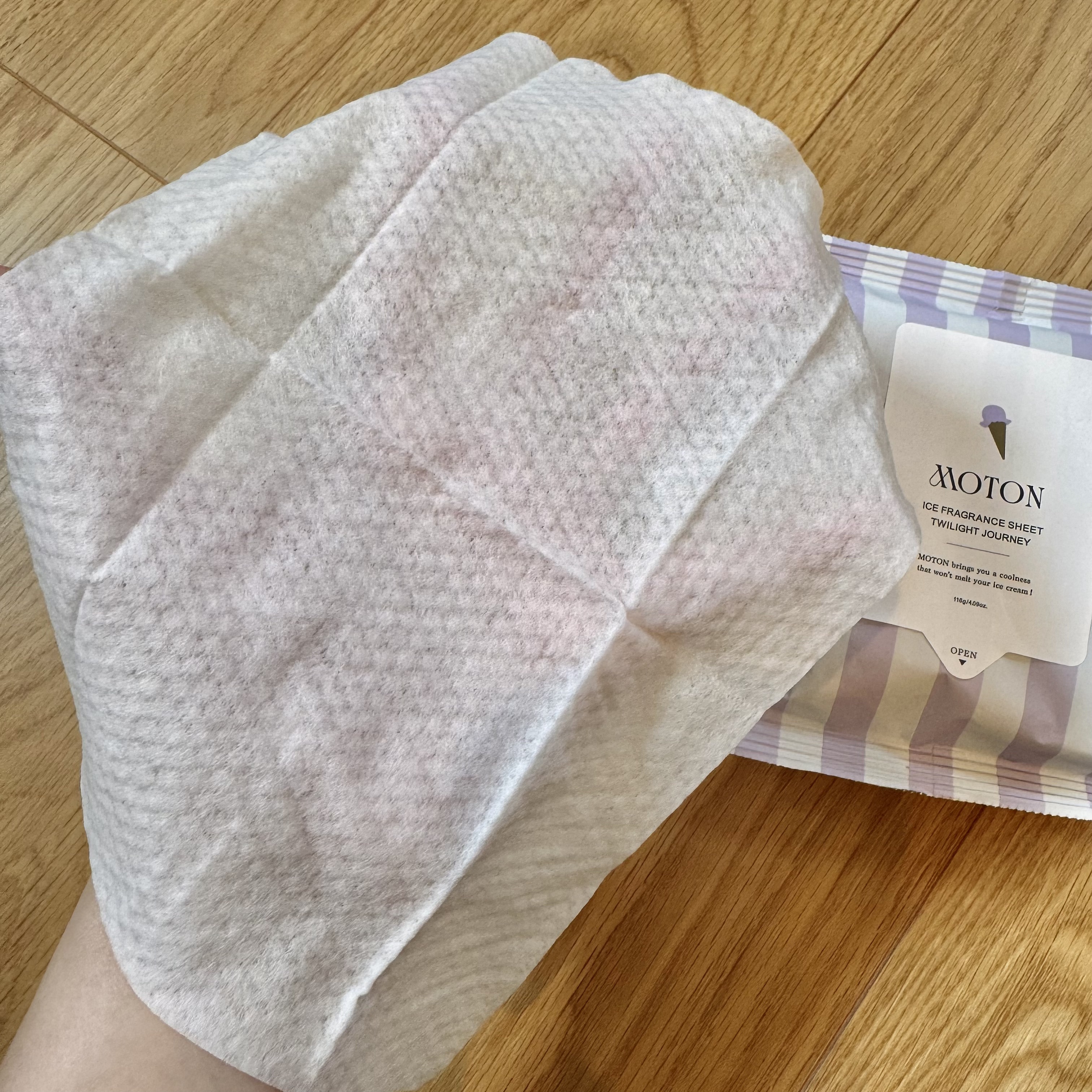 アイスフレグランスシート TWILIGHT JOURNEY/MOTON/ボディシートを使ったクチコミ（3枚目）