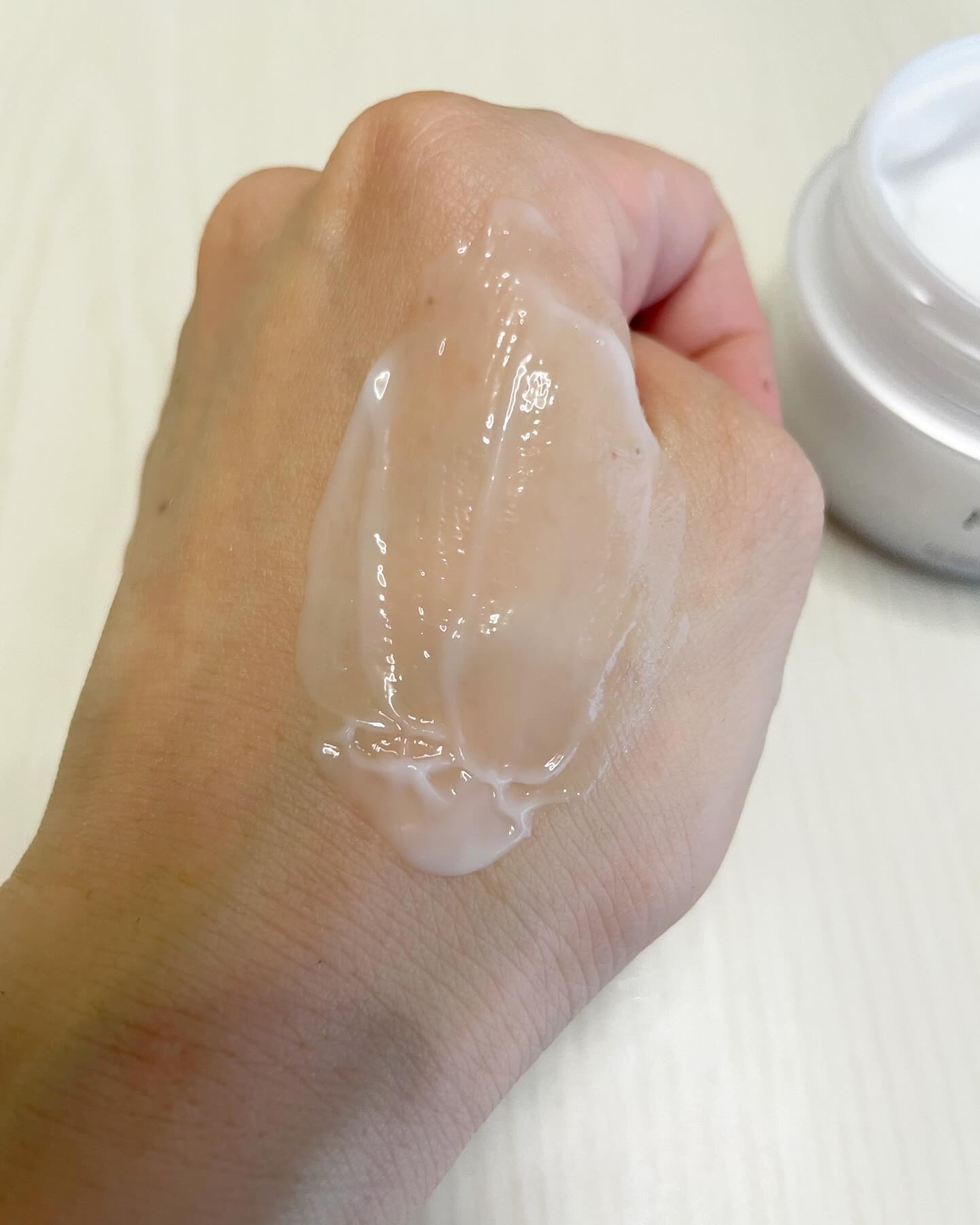 パーフェクトワン 薬用ホワイトニングジェル/パーフェクトワン/オールインワン化粧品を使ったクチコミ（3枚目）