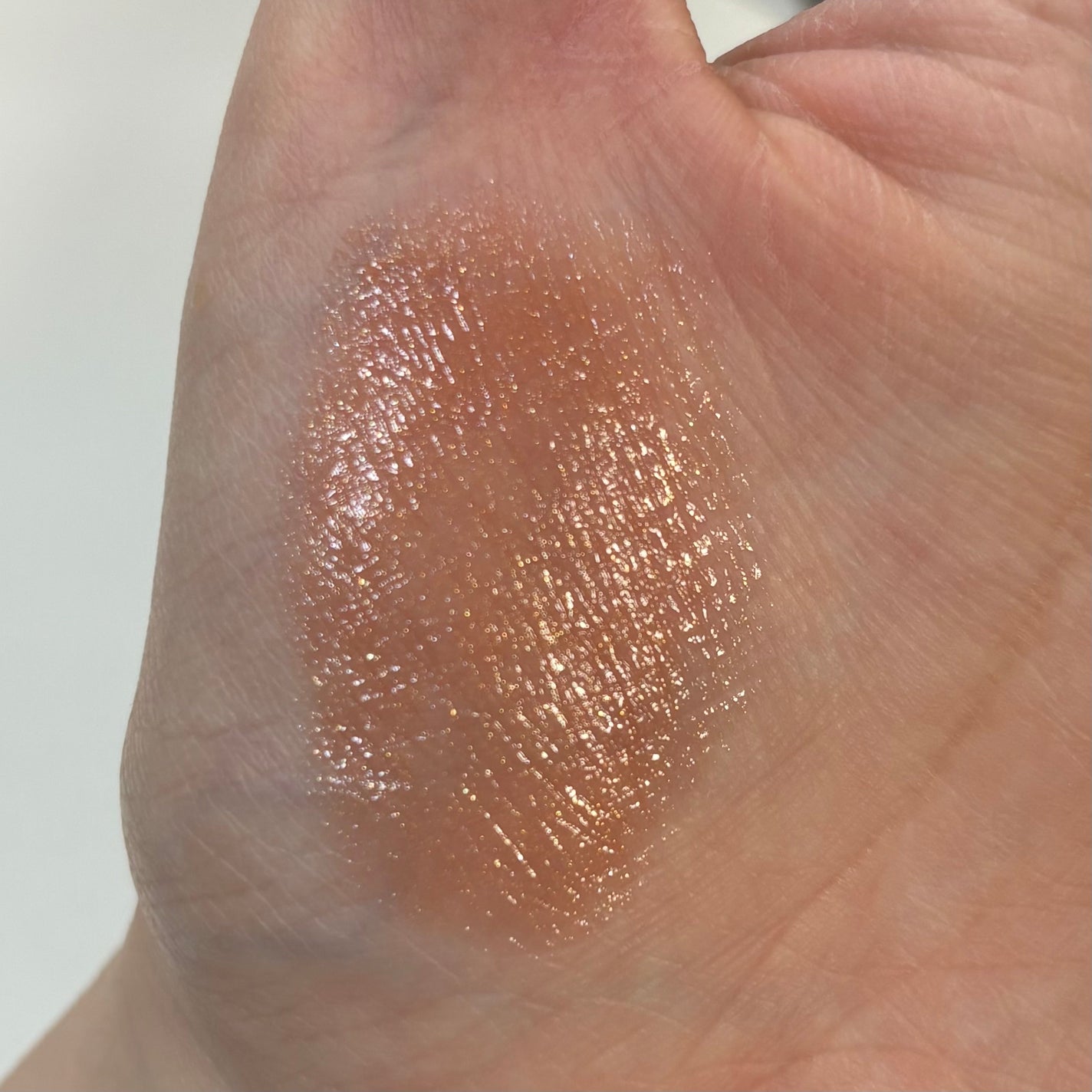 ルージュスターヴァイブラント/KANEBO/口紅を使ったクチコミ(4枚目)