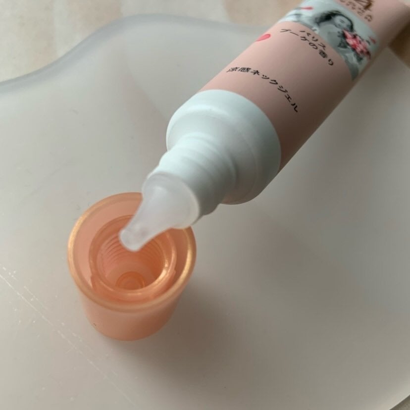 8x4 アロマスイッチ 涼感ネックジェル パリスブーケの香り/8x4/デオドラント・制汗剤を使ったクチコミ(4枚目)