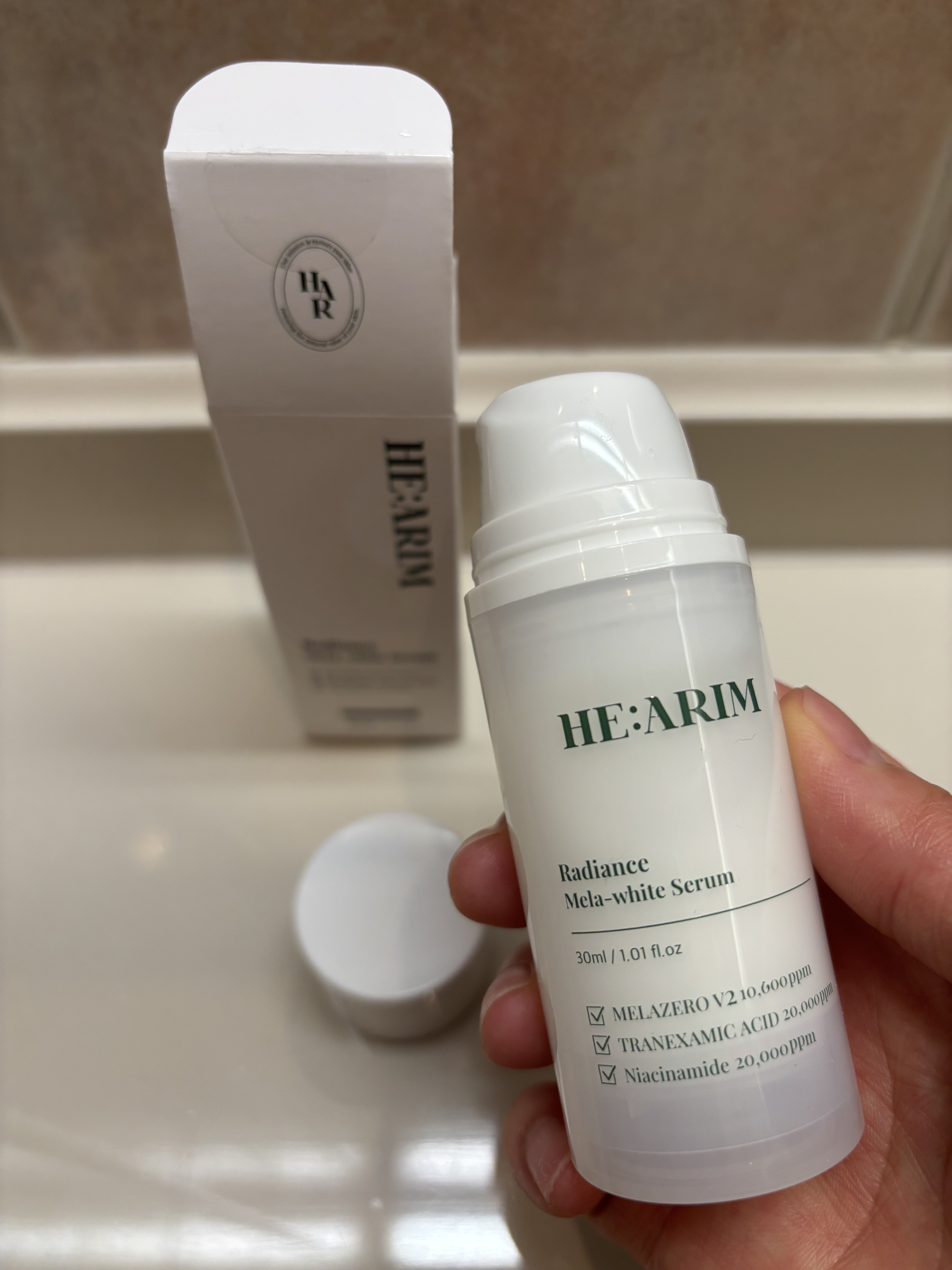 ラディエンスメラホワイトセラム/HEARIM/美容液を使ったクチコミ（2枚目）