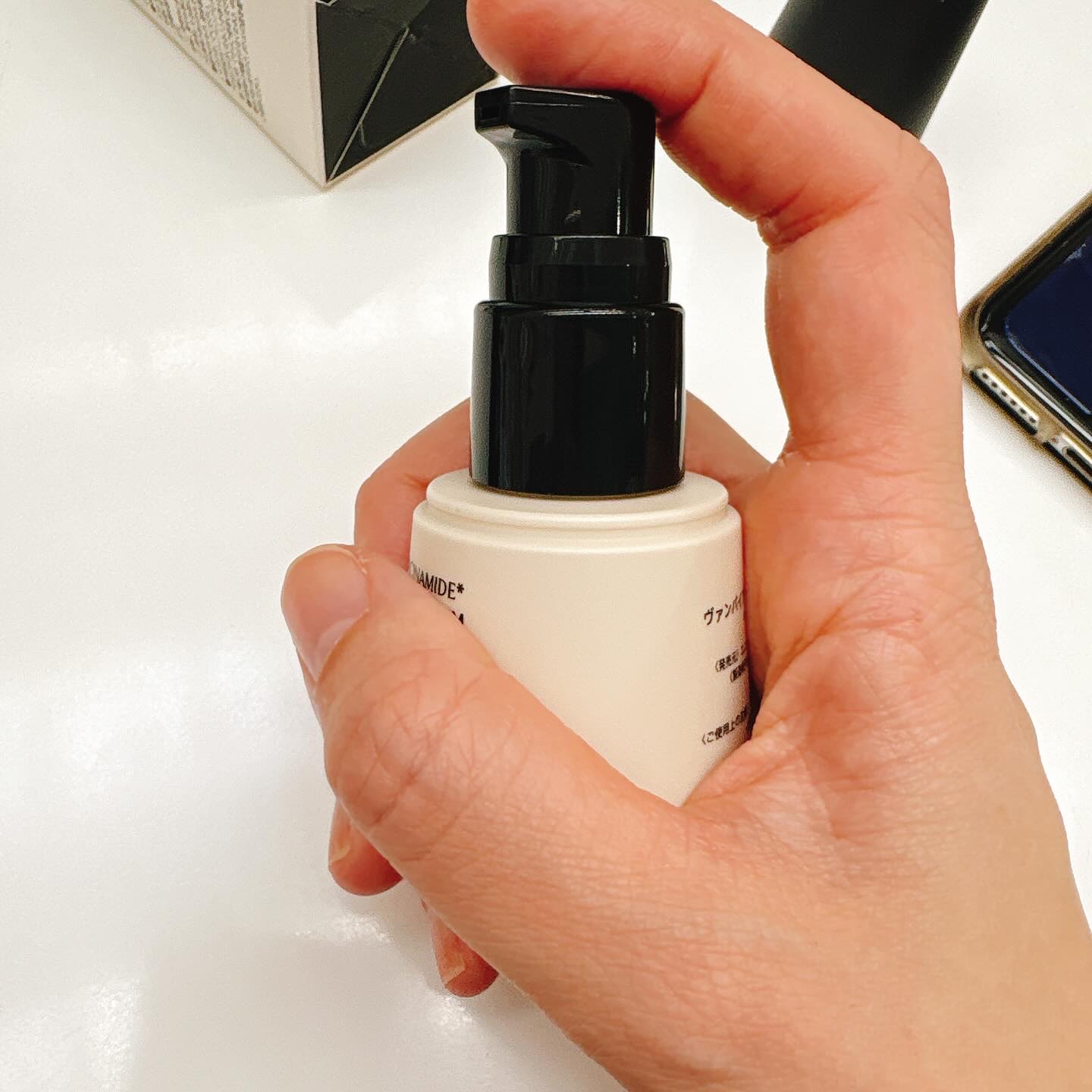 ヴアンパイア・ザ・シークレットセラム/vampire TOKYO/美容液を使ったクチコミ（2枚目）