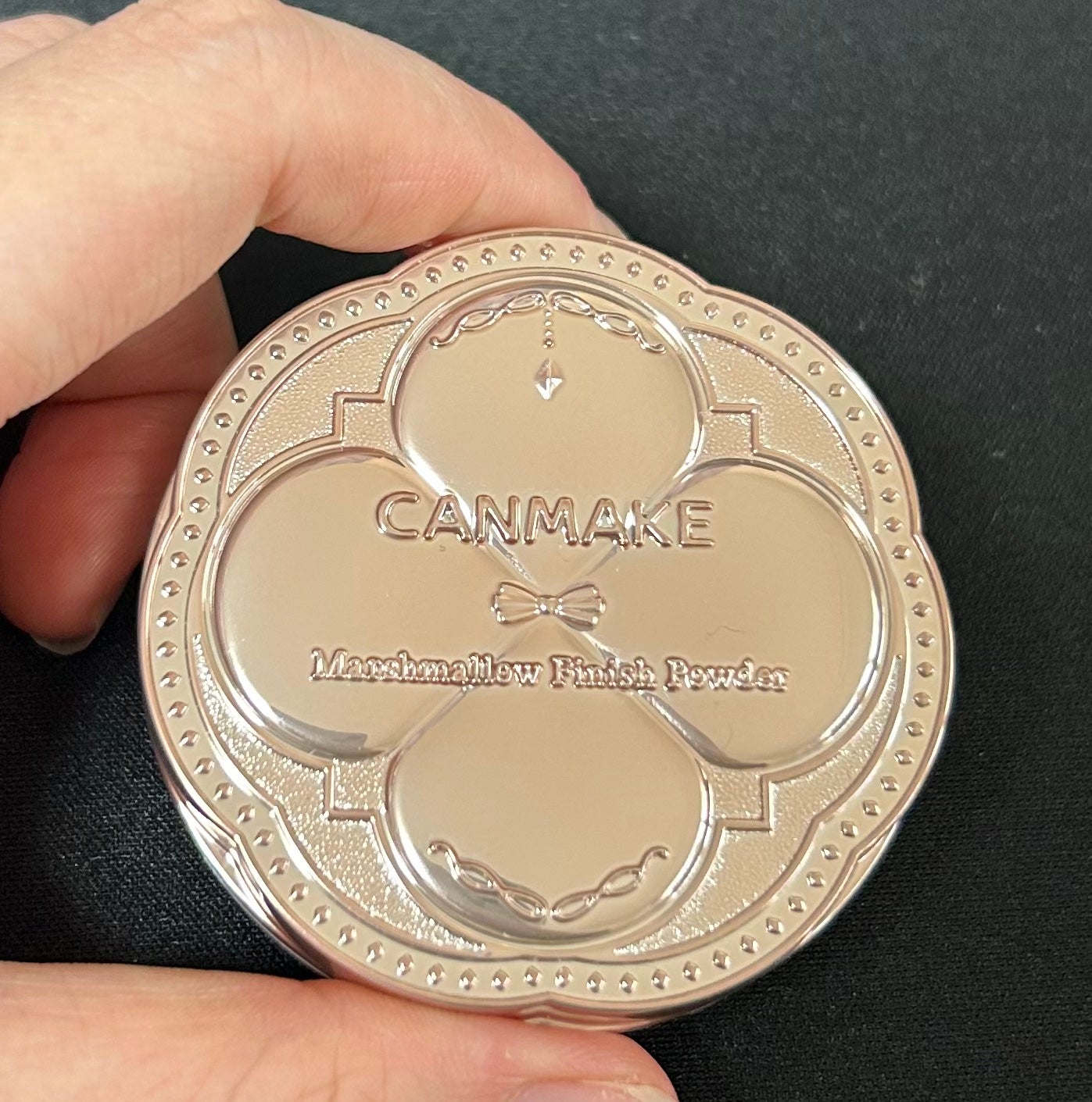 マシュマロフィニッシュパウダー mini/キャンメイク/フェイスパウダーを使ったクチコミ(1枚目)