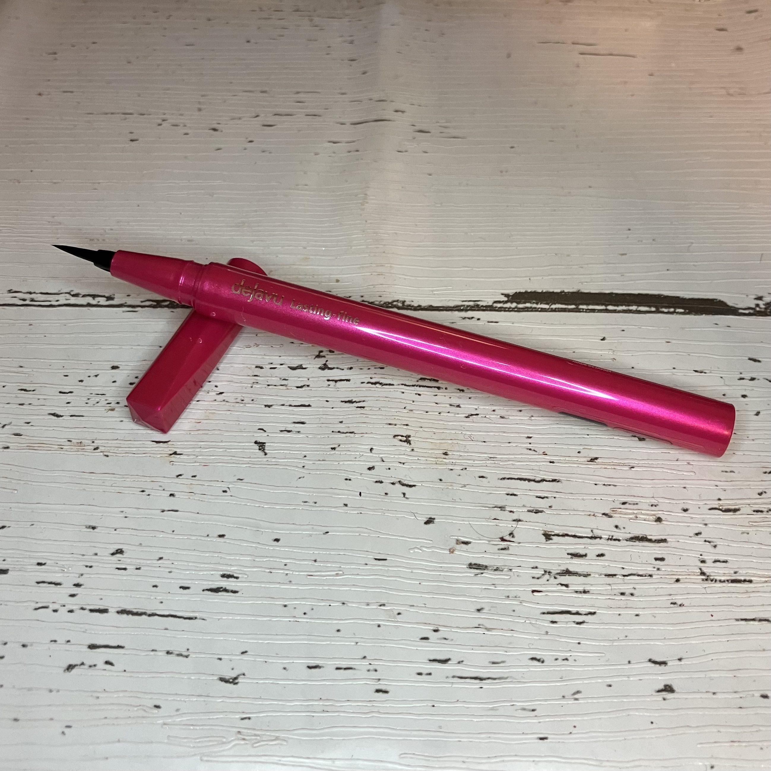 「密着アイライナー」しなやか筆リキッド/デジャヴュ/リキッドアイライナーを使ったクチコミ（2枚目）