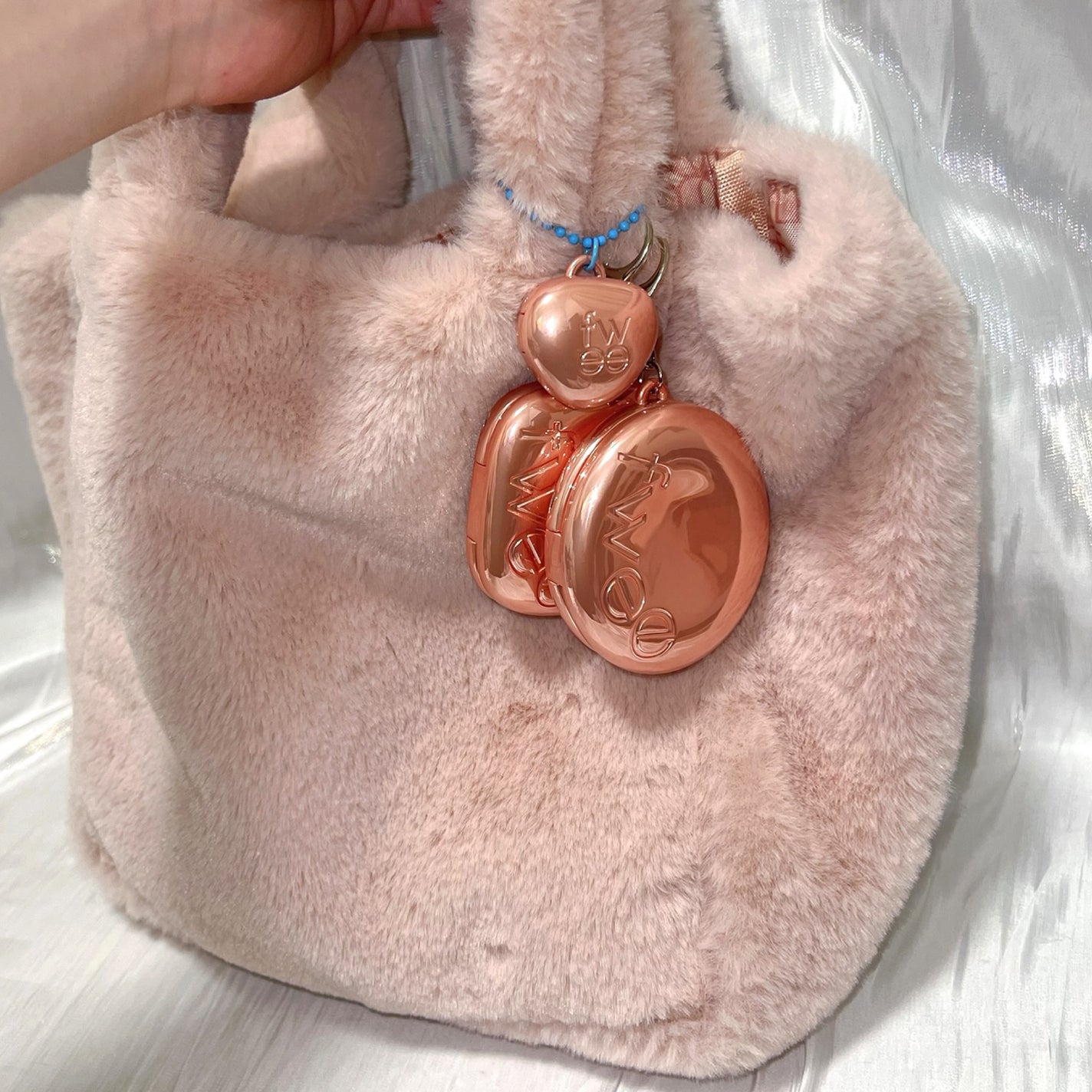 フィー ポケットアイパレット/fwee/アイシャドウパレットを使ったクチコミ(5枚目)