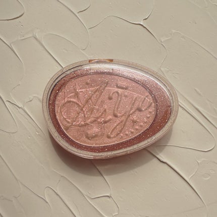 フィー グリッツストーンハイライター/fwee/パウダーハイライトを使ったクチコミ(2枚目)