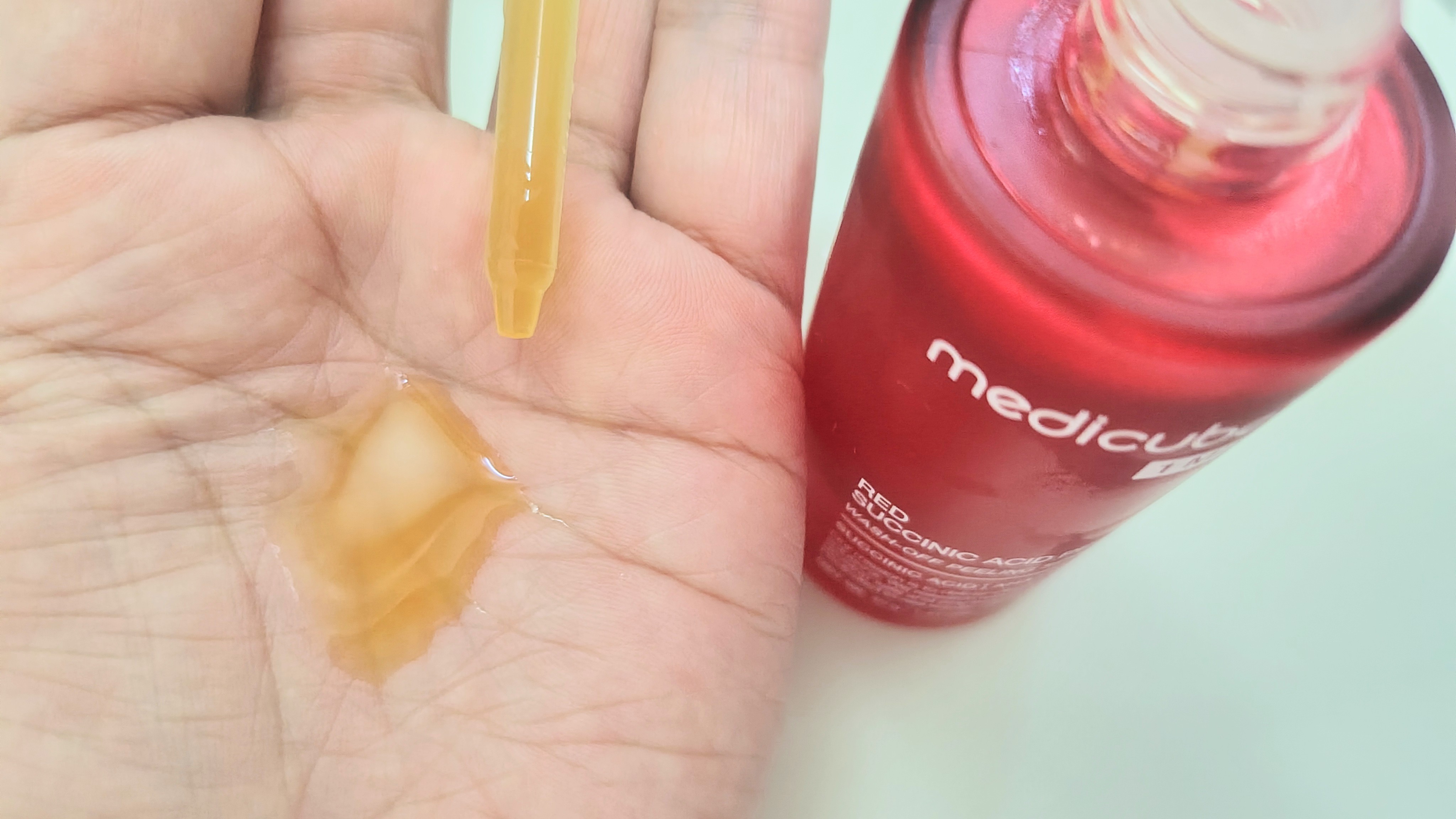 レッドアクネピーリングセラム/MEDICUBE/美容液を使ったクチコミ（3枚目）