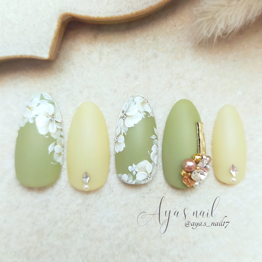 カラージェル/ella BY SHINYGEL/ジェルネイルを使ったクチコミ（3枚目）