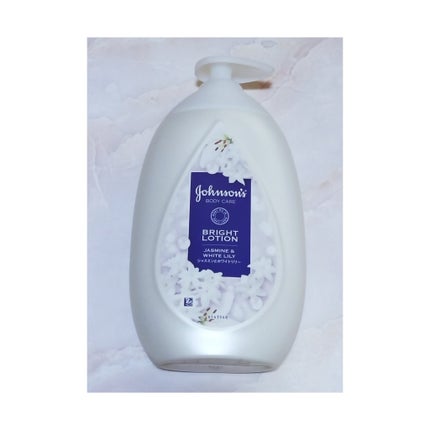 バイブラント ラディアンス アロマミルク/ジョンソンボディケア/ボディミルクを使ったクチコミ(1枚目)