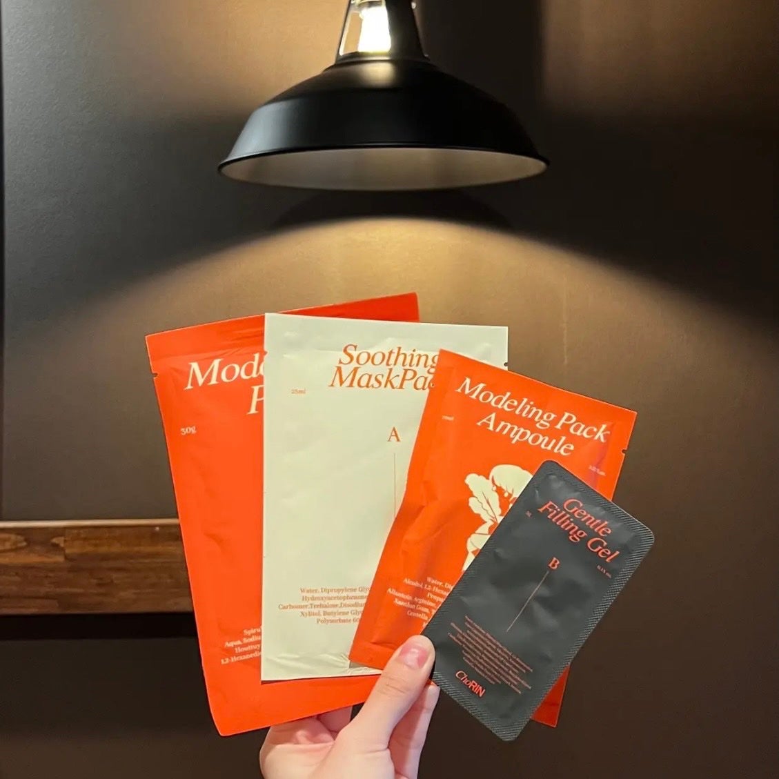 モイスチュアライジング ファンデーション プライマー/PAUL & JOE BEAUTE/化粧下地を使ったクチコミ(5枚目)