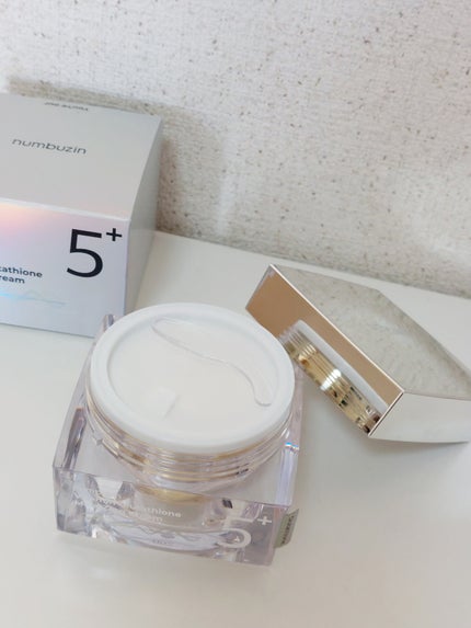 5番 白玉グルタチオンCメラゼロクリーム/numbuzin/フェイスクリームを使ったクチコミ(4枚目)