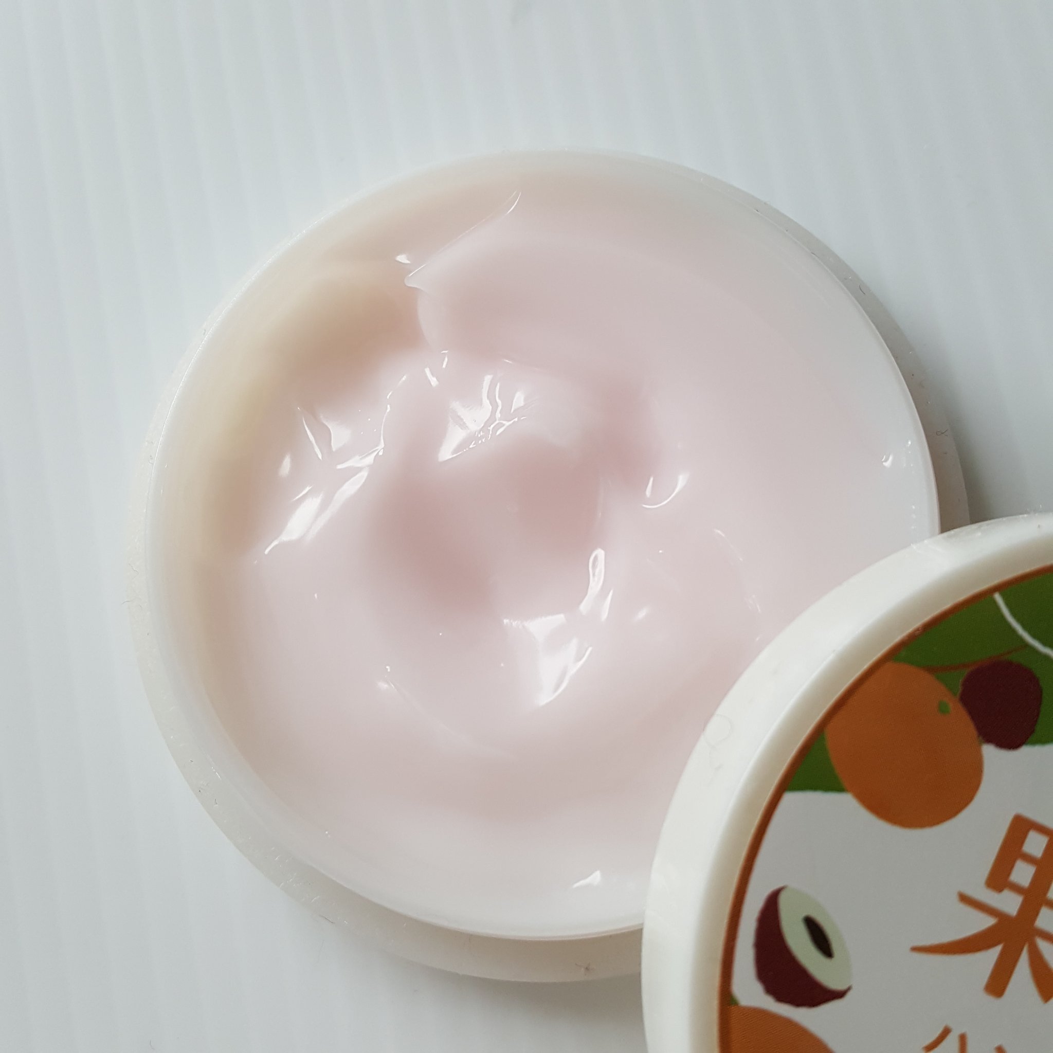 とろける木の実ハンドクリーム/タマチャンショップ/ハンドクリームを使ったクチコミ（2枚目）