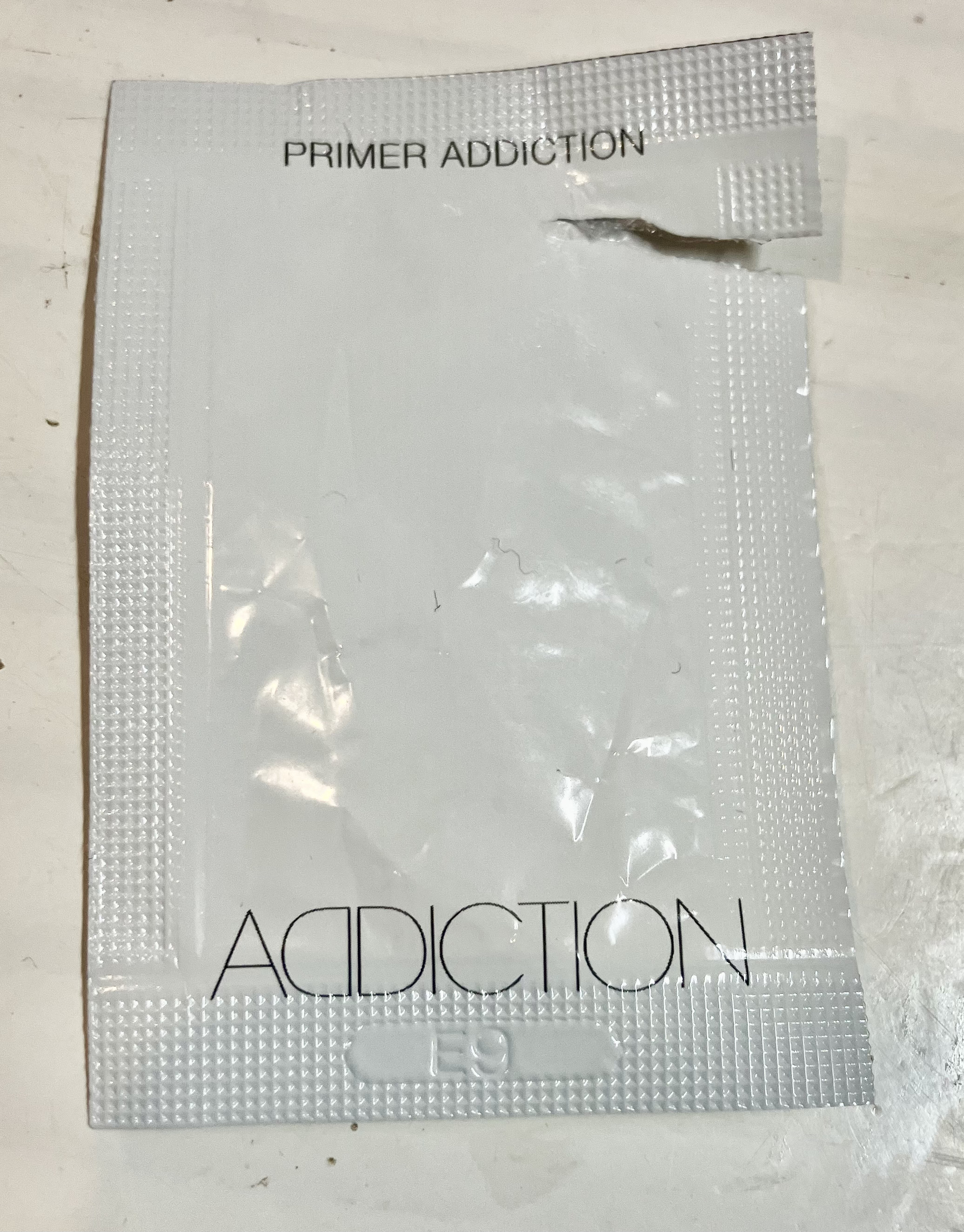アディクション プライマーアディクション SPF 12 PA+/ADDICTION/化粧下地を使ったクチコミ（3枚目）