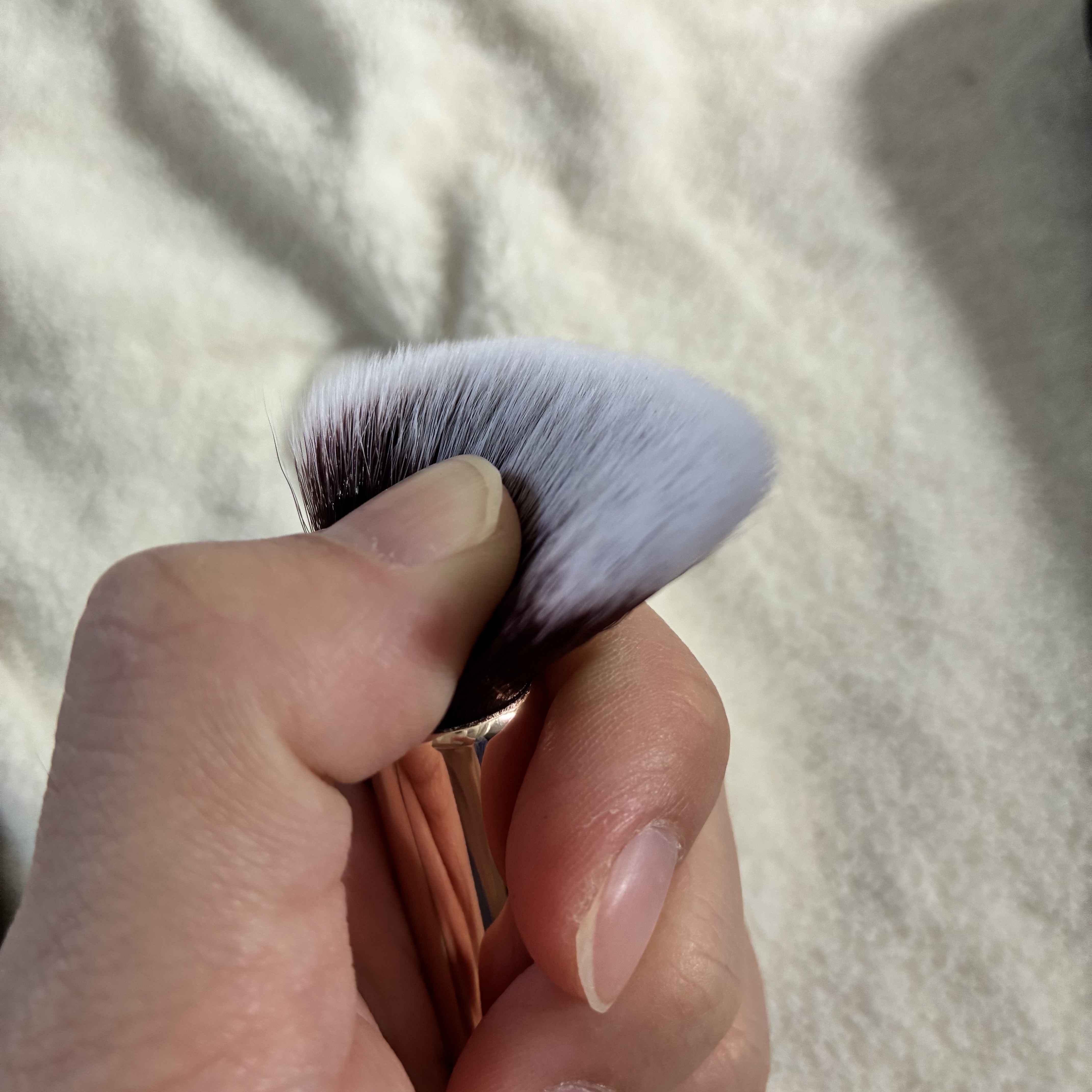 貴族のゴールド メイクブラシ11本セット 化粧ポーチ付き/SIXPLUS/メイクブラシを使ったクチコミ（2枚目）