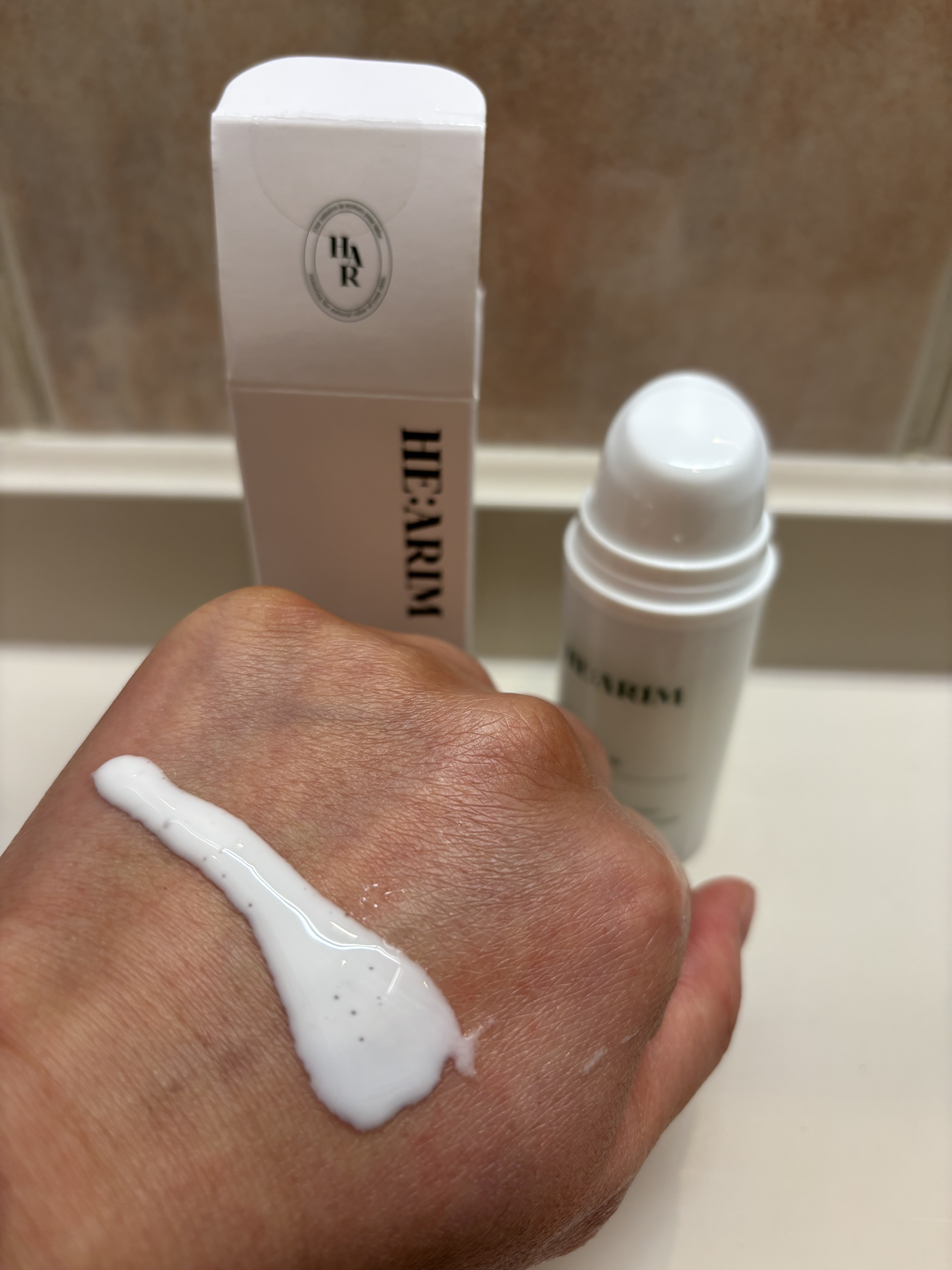 ラディエンスメラホワイトセラム/HEARIM/美容液を使ったクチコミ（3枚目）