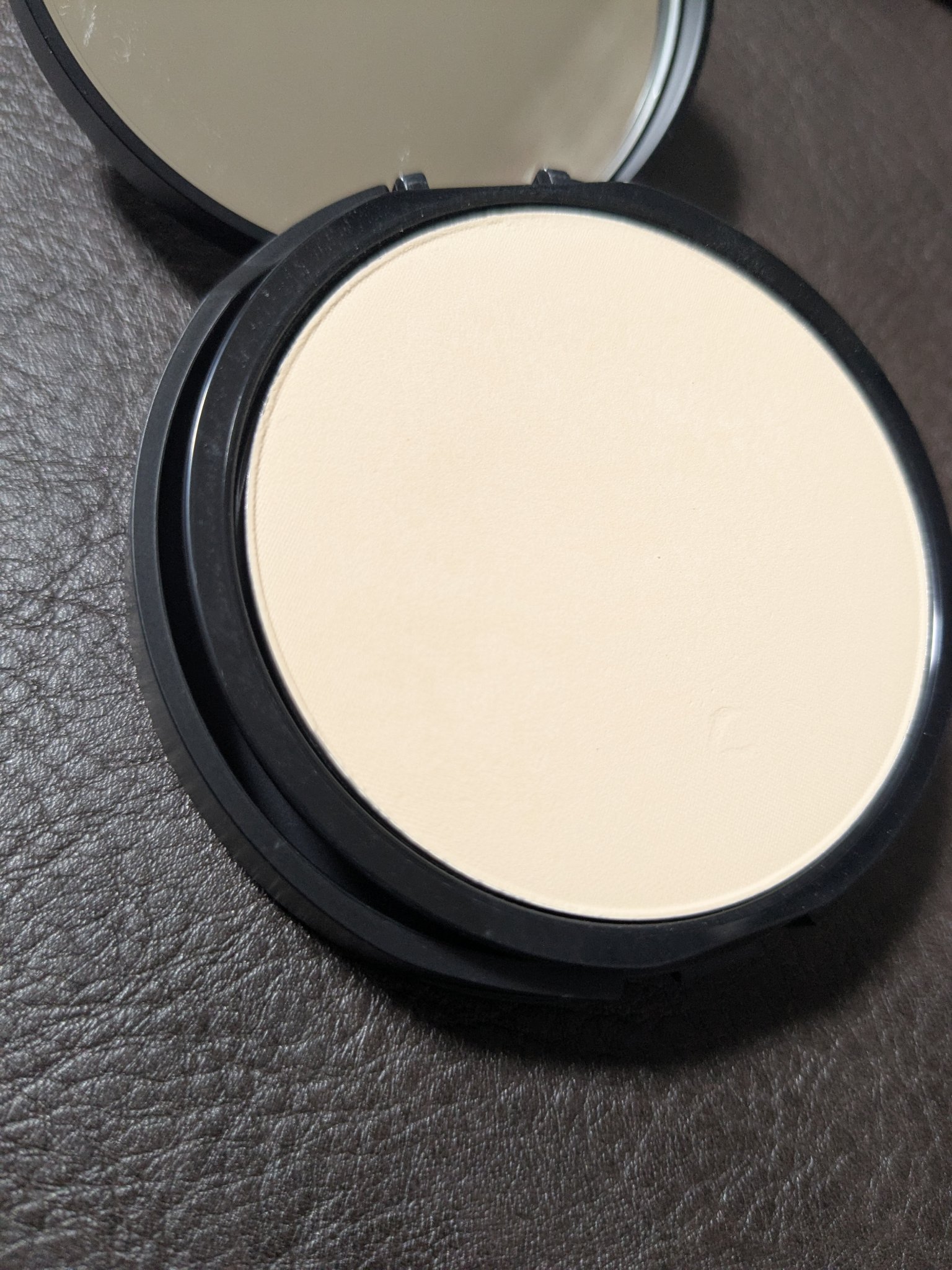 オリジナル ミネラルベール プレスト パウダー/bareMinerals/プレストパウダーを使ったクチコミ（2枚目）