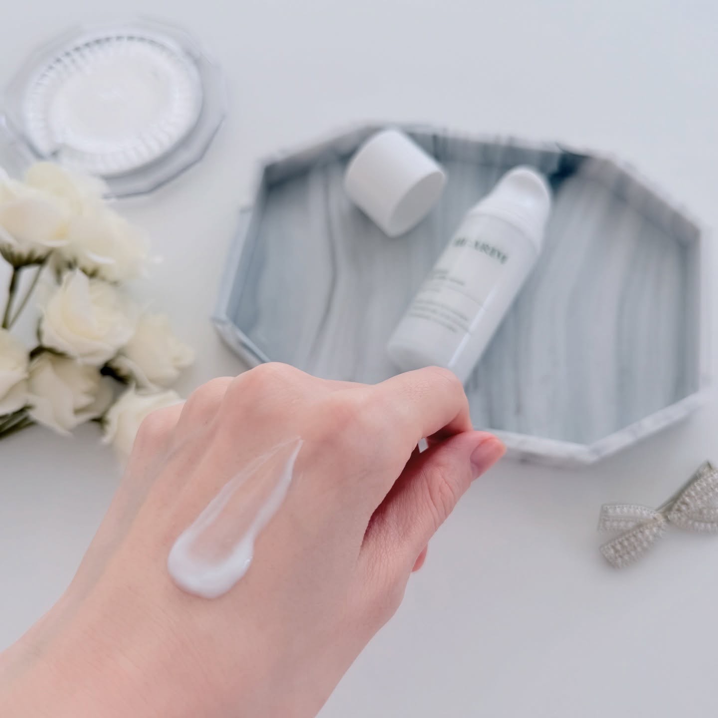 ラディエンスメラホワイトセラム/HEARIM/美容液を使ったクチコミ（3枚目）