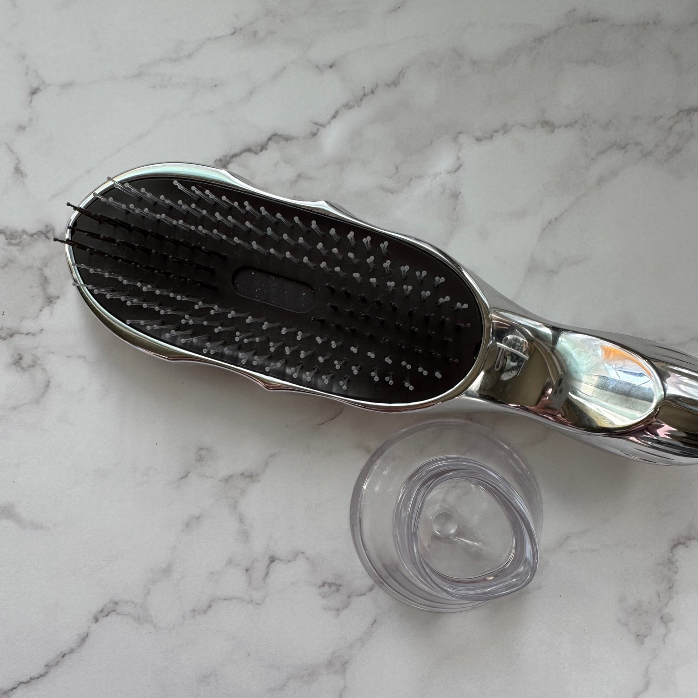 リファイオンケアブラシ/ReFa/スカルプブラシを使ったクチコミ(2枚目)