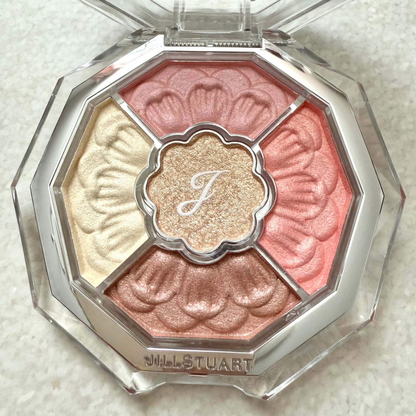 ジルスチュアート ブルームクチュール アイズ ジュエルドブーケ/JILL STUART/アイシャドウパレットを使ったクチコミ(2枚目)