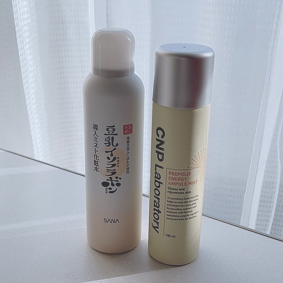 
【CNP Laboratory プロP ミスト】

【なめらか本舗 マイクロミスト化粧水 NC】

乾燥が気になった時とか、
お風呂上がりにとりあえず保湿する目的で
使うものたち💃🕺

基本的にはアベンヌを使っているけど、
違うものも