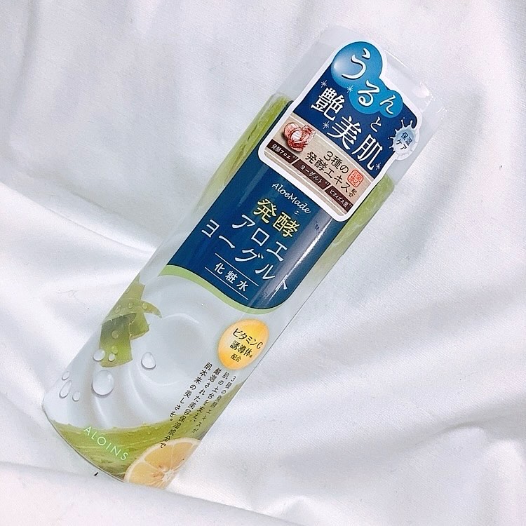 #PR #アロインス #アロエメイド #発酵化粧水 #発酵アロエ #発酵コスメ #化粧水 #アロエヨーグルトの香り #monipla #aloins_fan

乳白色で、化粧水と乳液の間のようなテクスチャーです！
嫌なベタつき感もなく、スー
