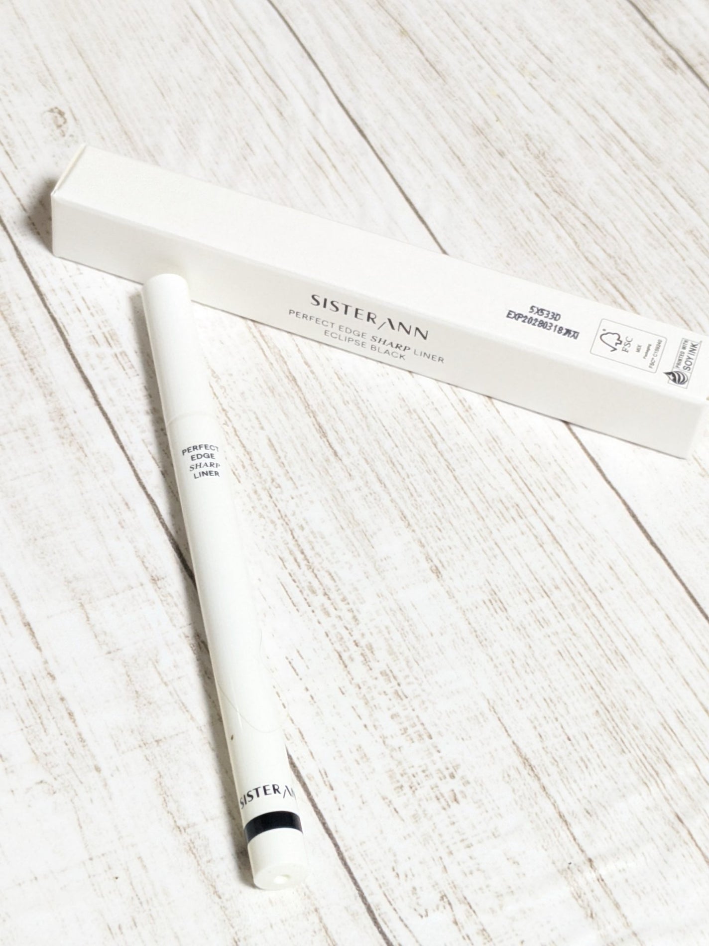 パーフェクトエッジシャープライナー/SISTER ANN/リキッドアイライナーを使ったクチコミ(5枚目)